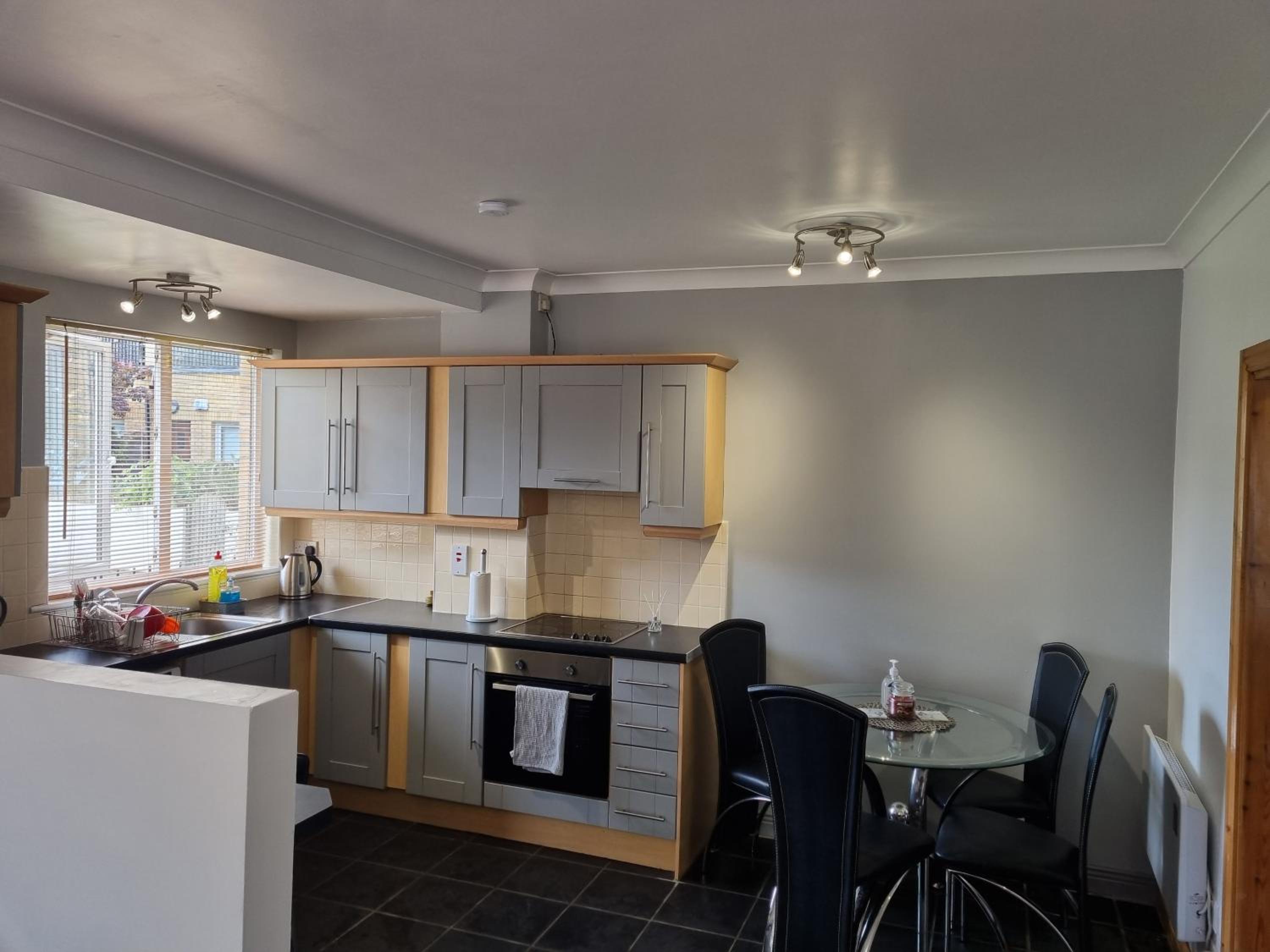 Modern Apartment good distance from Dublin City and Airport 4people
