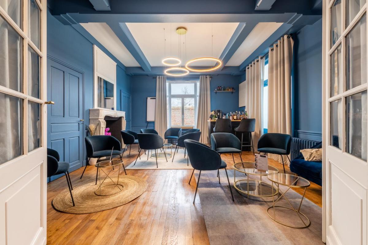 meeting room
