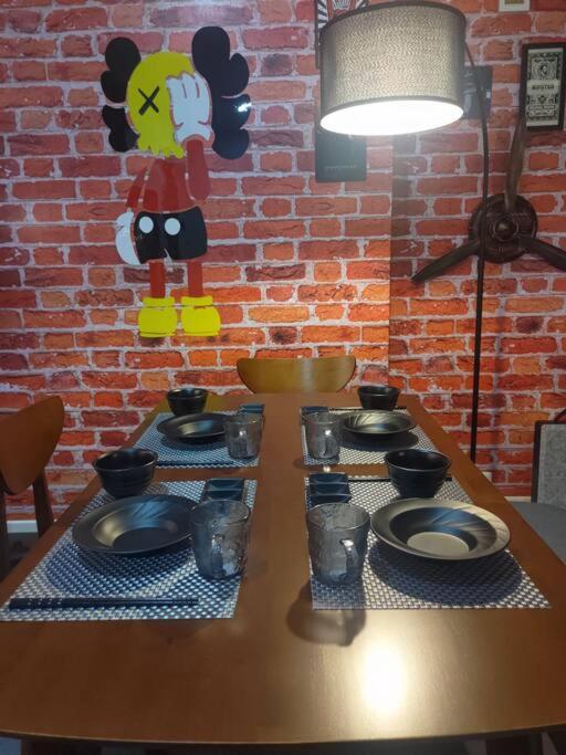 Arcoris Soho 2bedroom 1-7pax Industrial Loft Style