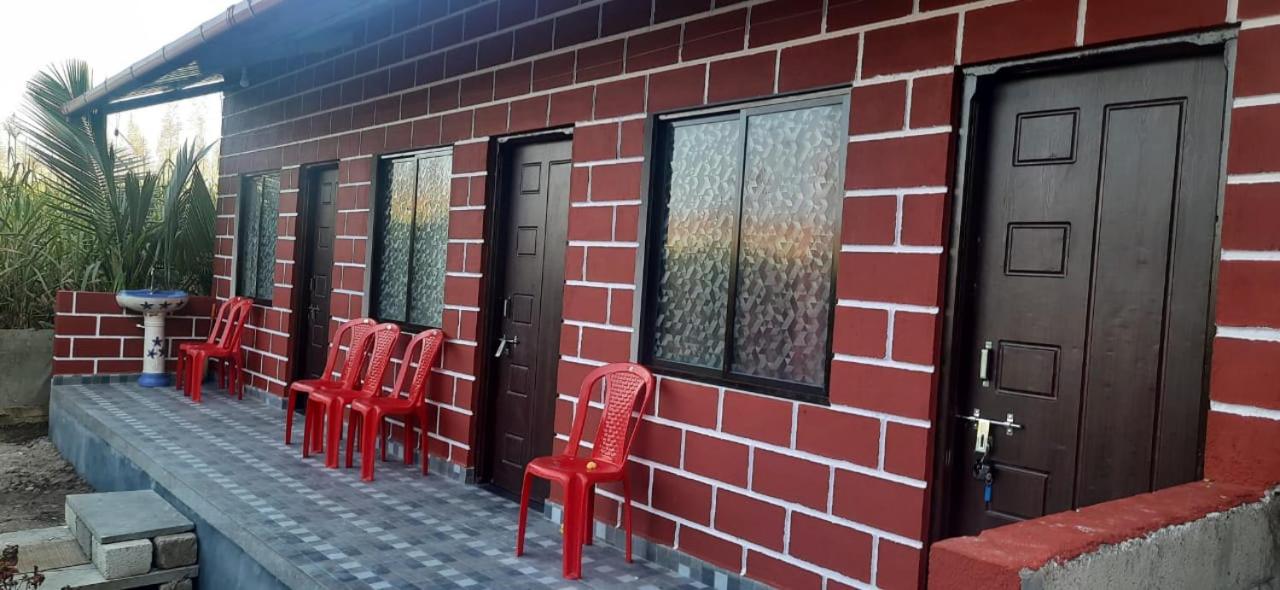 DANDELI CROCODILE EDGE HOME STAY view 5