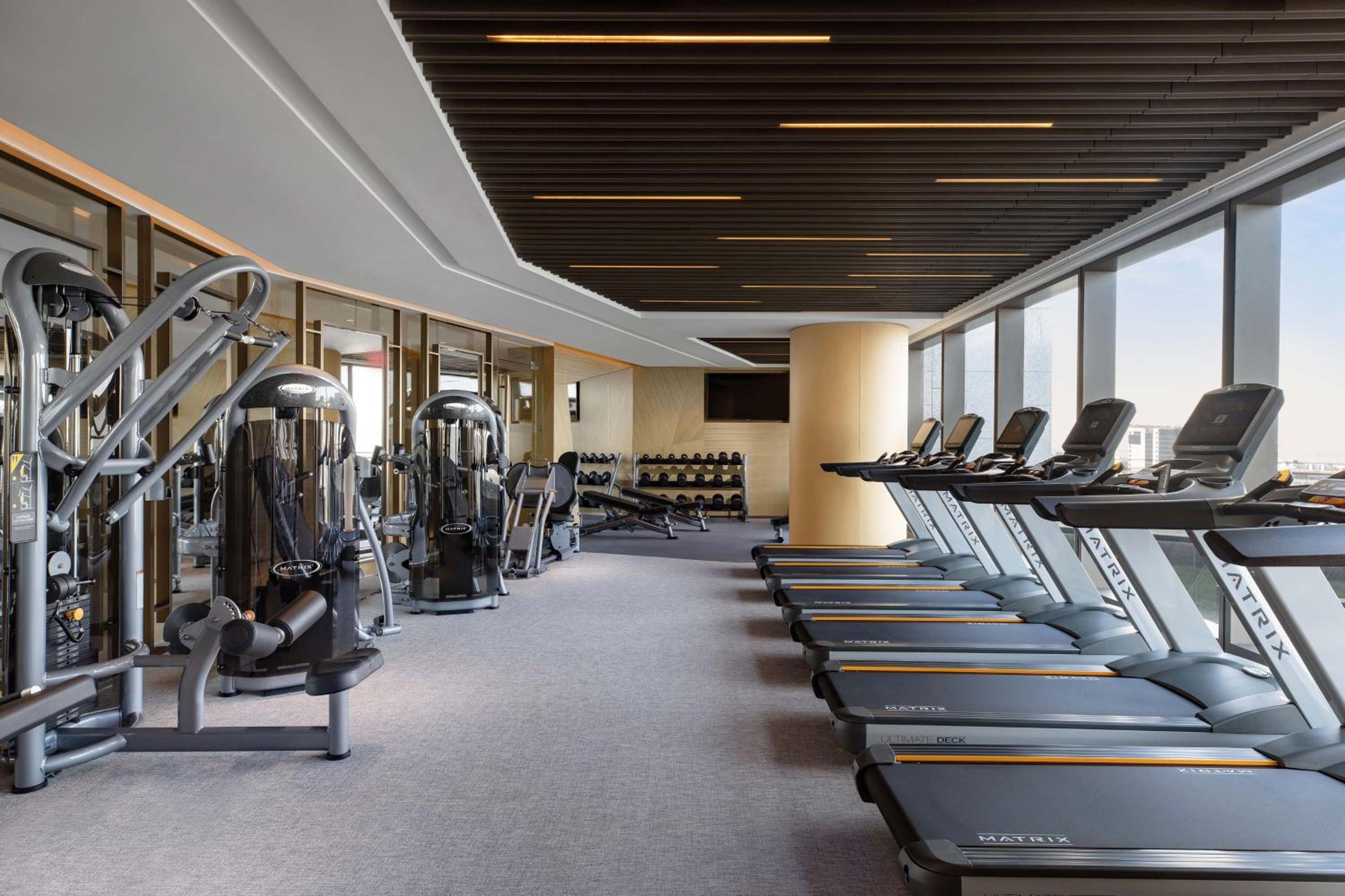 Sheraton Hong Kong Tung Chung Hotel