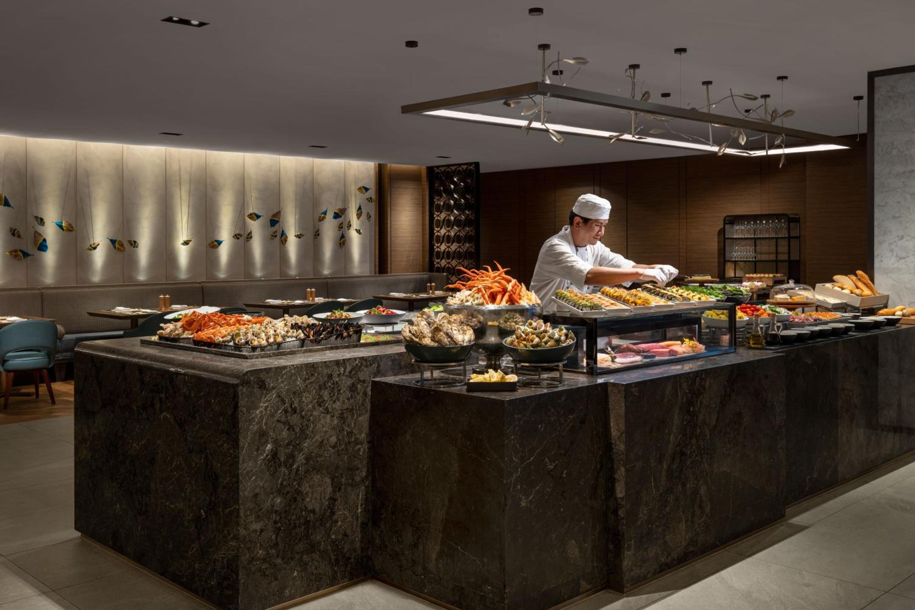 Sheraton Hong Kong Tung Chung Hotel