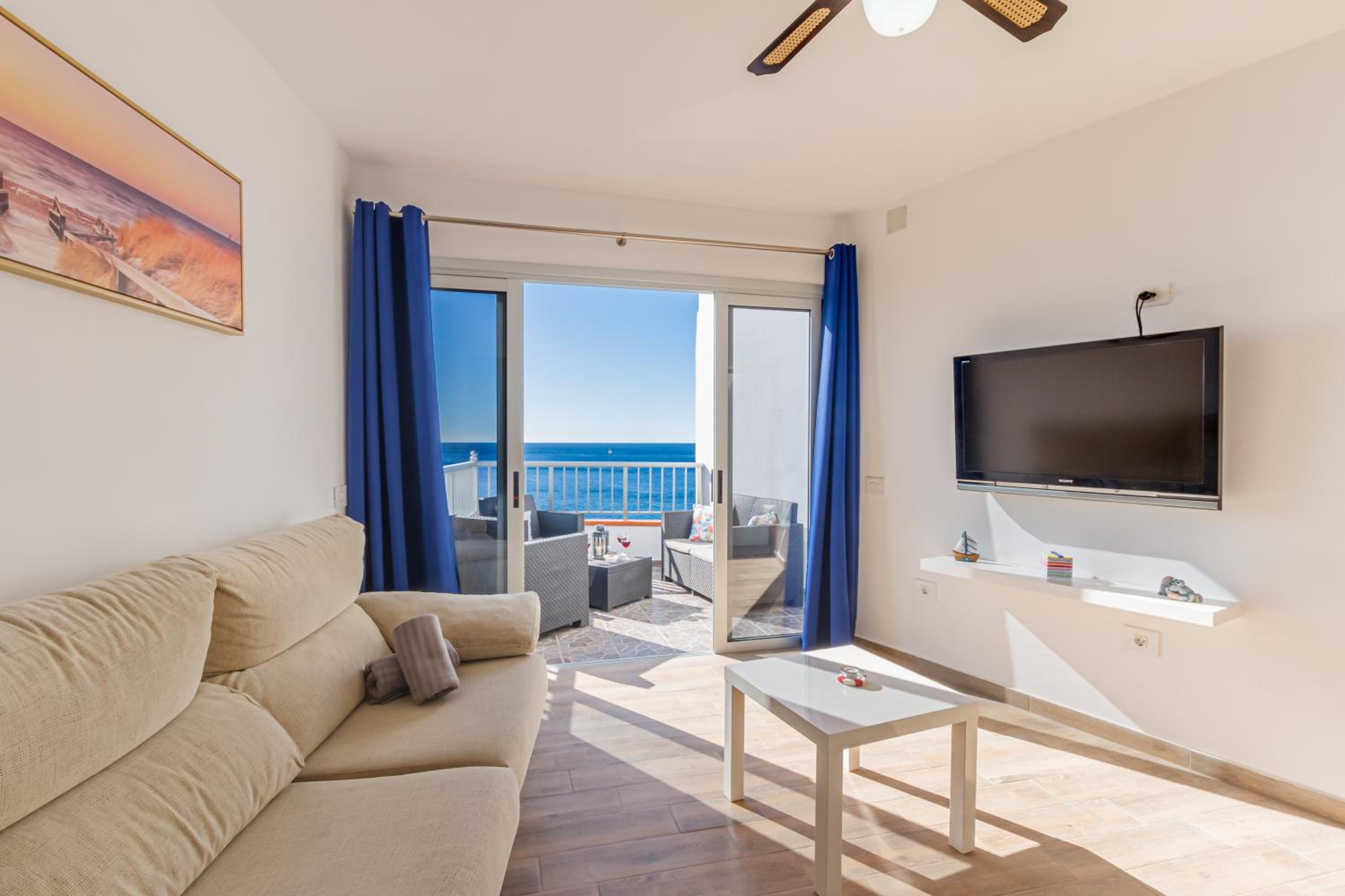 Family home with stunning sea views! view 2