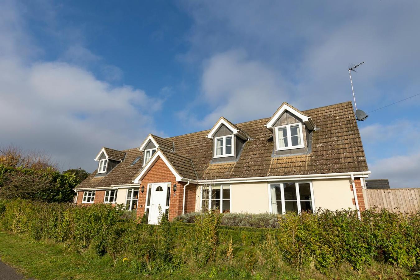 Luxury 5 bedroom house - sleeps 10