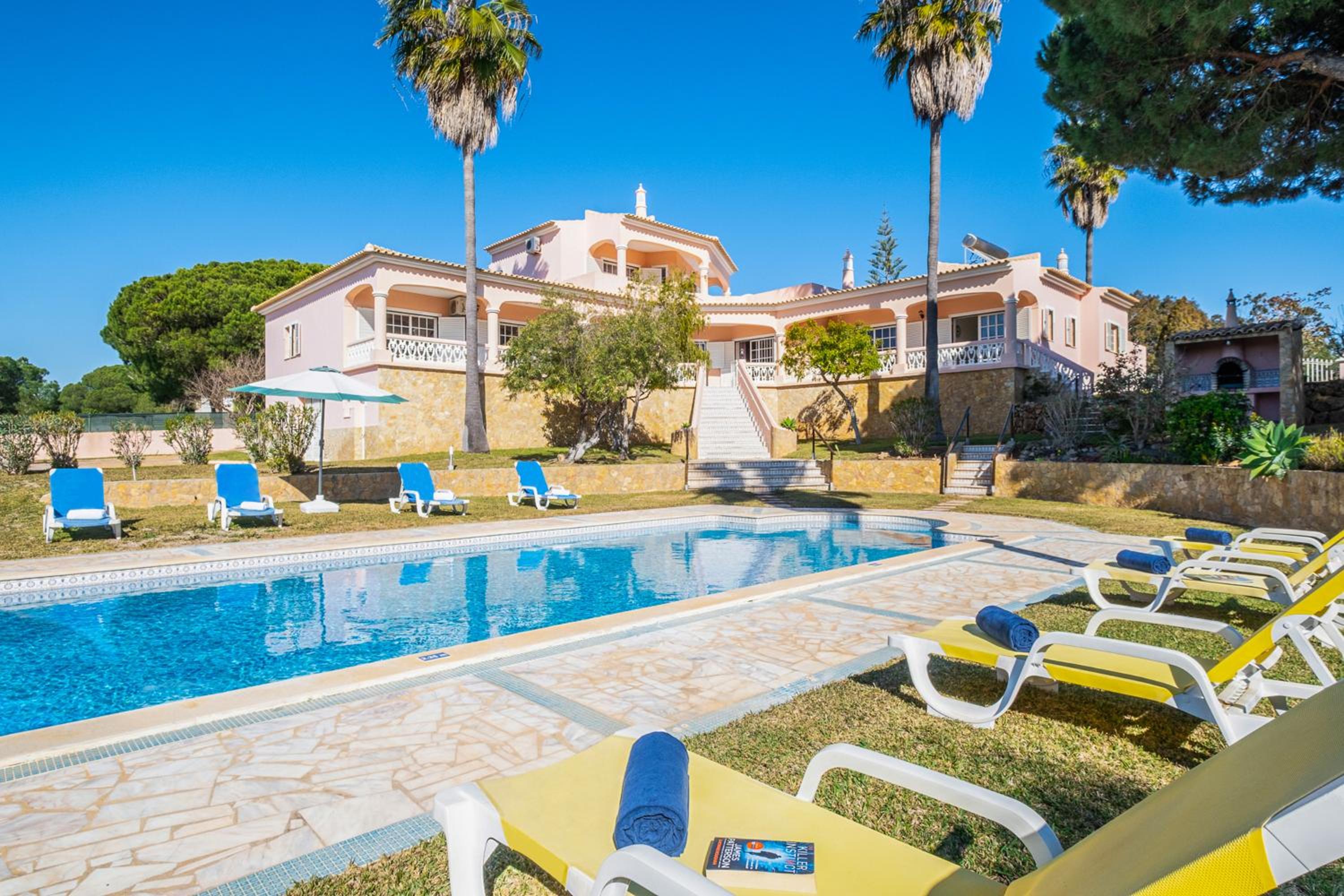 Villa Mar & Sol - Piscina aquecível e BBQ - Albufeira view 3
