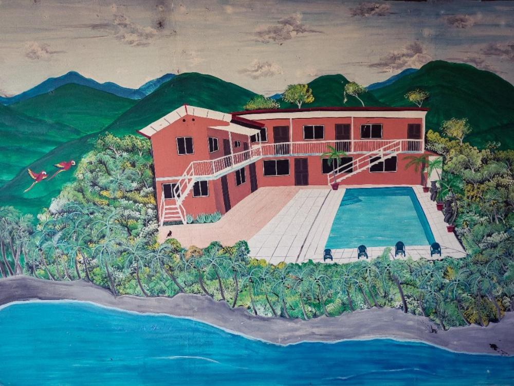 CASA FOTR LOCO