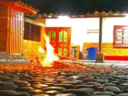 Maravilla de cabaña grupal 5-10 personas parking, wifi, campestre, cercana