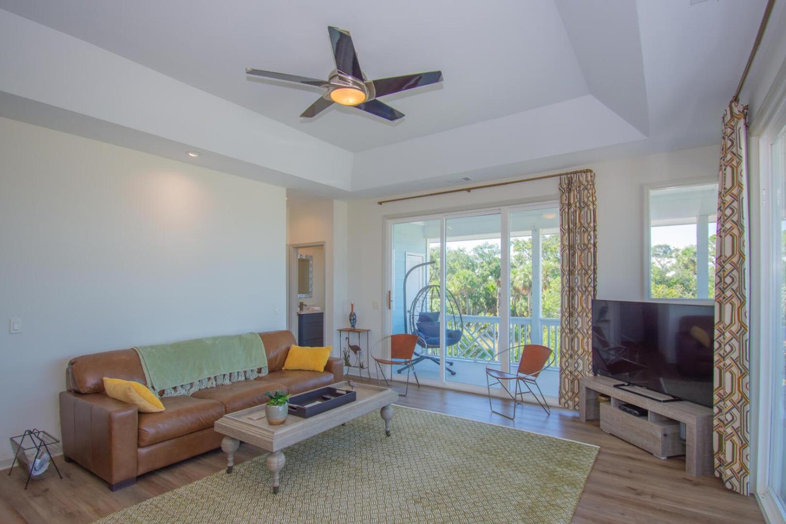 Magnificent ocean views from upper floor of this 3BR home view 5