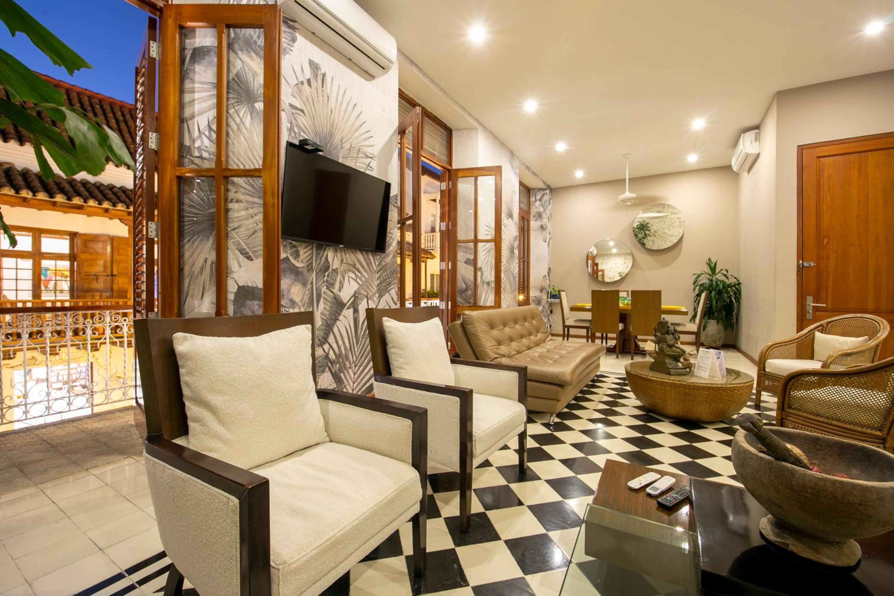 lounge