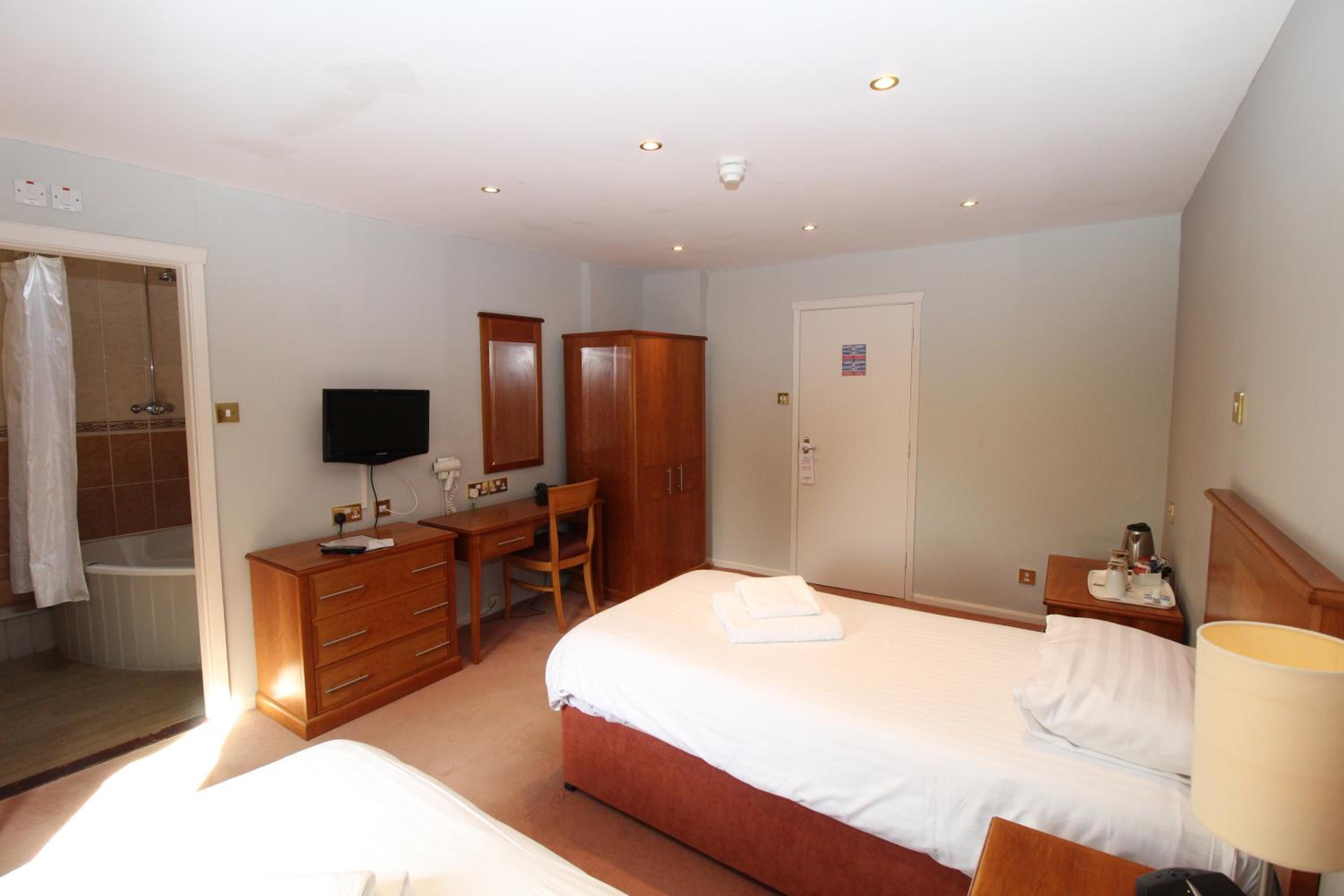 Ashford Vacations - The Conningbrook Hotel - Property Image 1