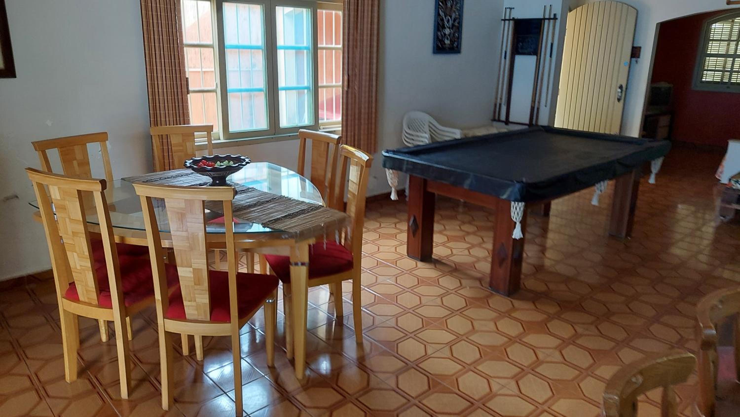 Paraíso Beira Mar, Casa Temporada Itanhaém, 30m Praia, Vista Mar, Piscina, Hidro, Wi-Fi 500 mb, Snooker, Churrasqueira, Garagem Grande, Lazer e Descanso