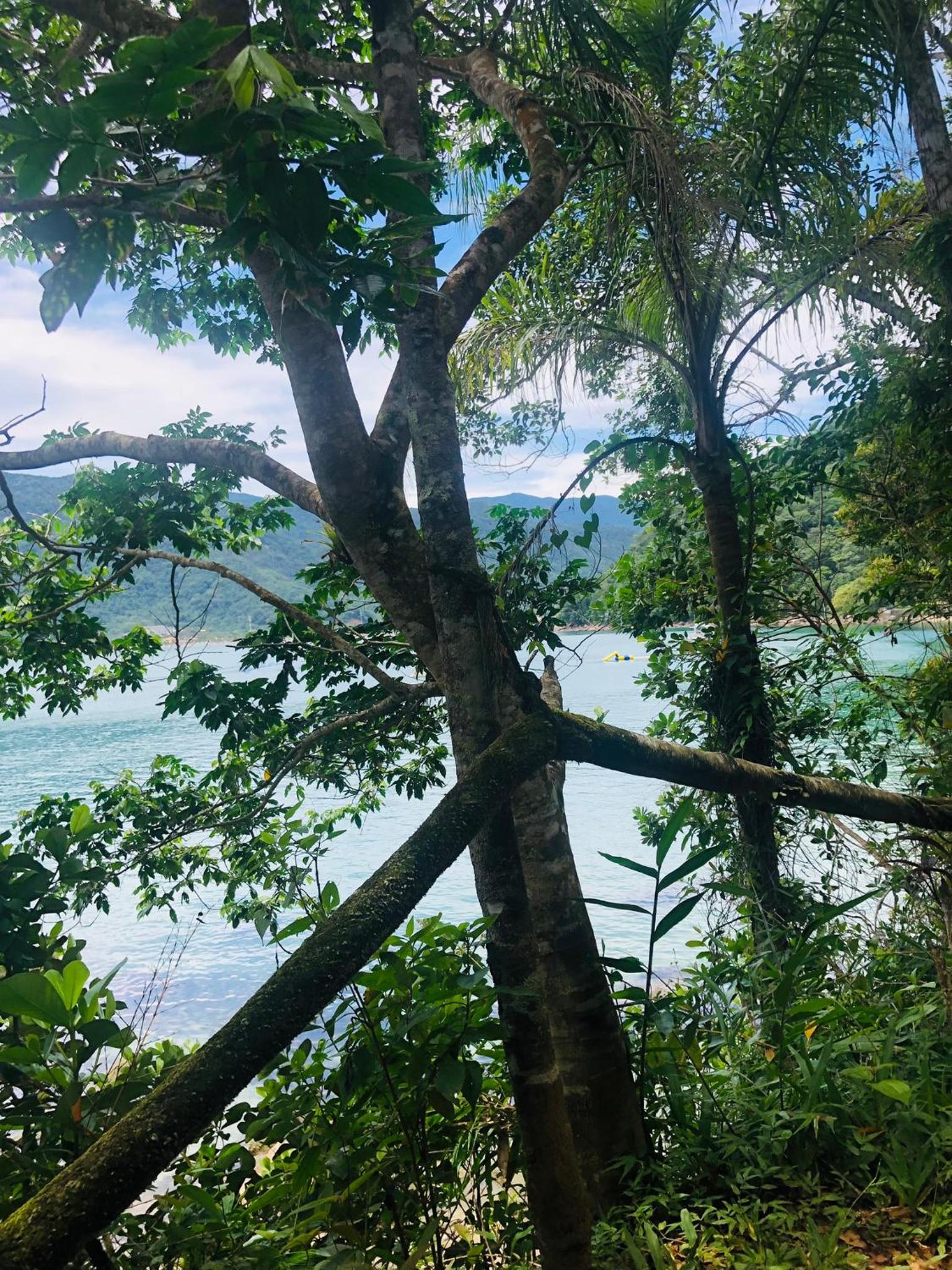 casa em Ubatuba à 100 metros da praia