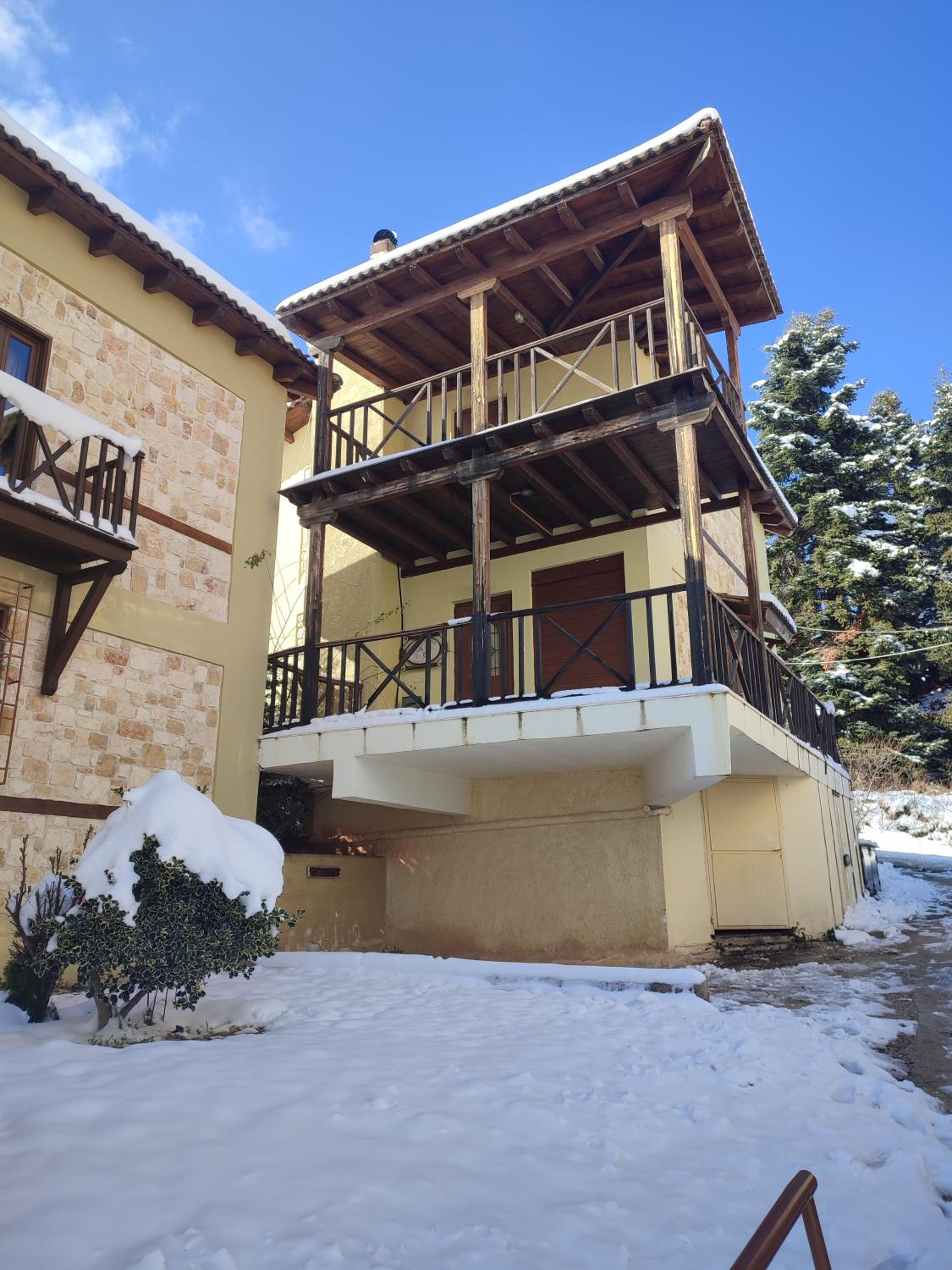 Evergreen Suites