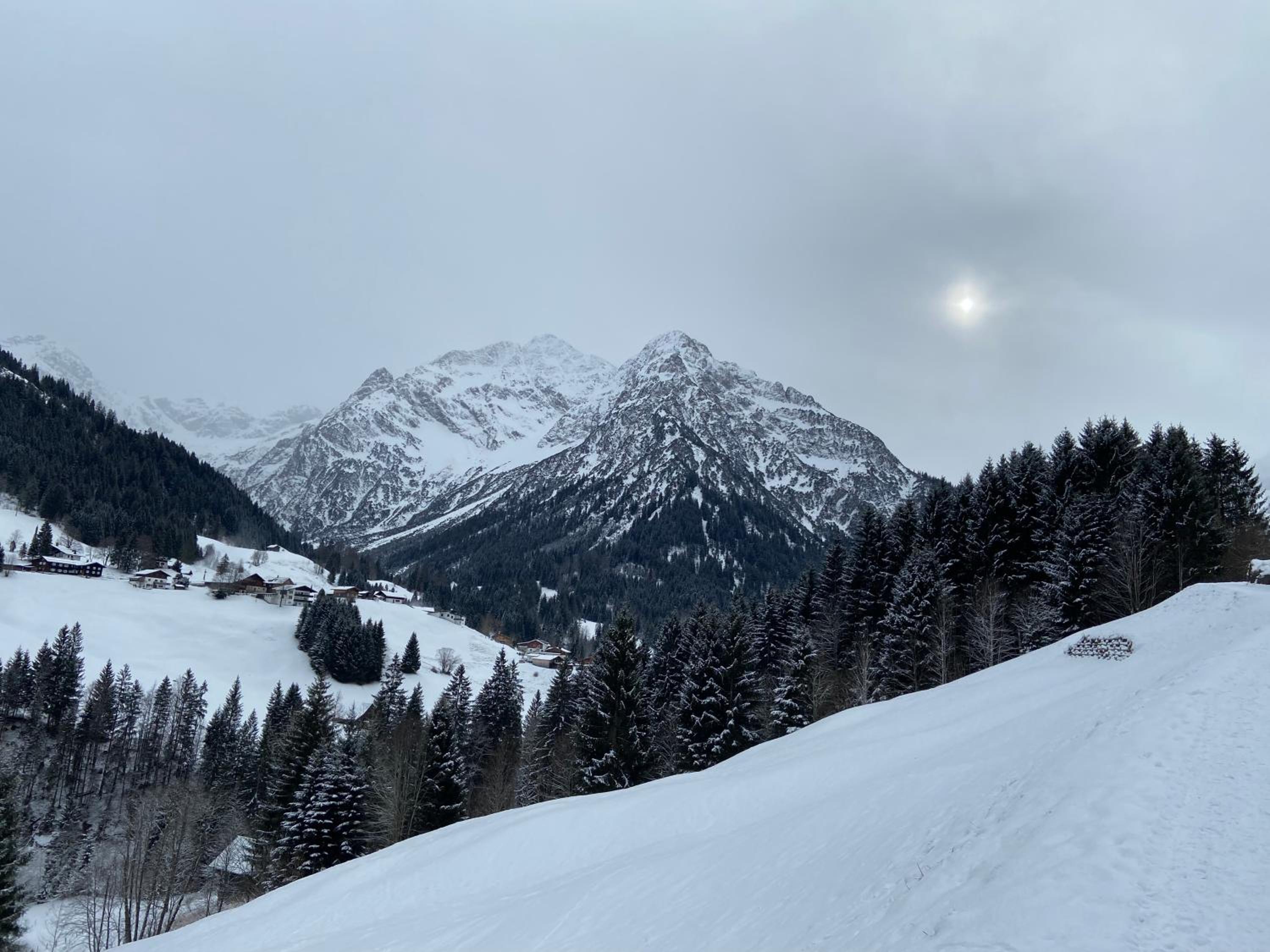 alpenHIRSCH - Ferienwohnungen