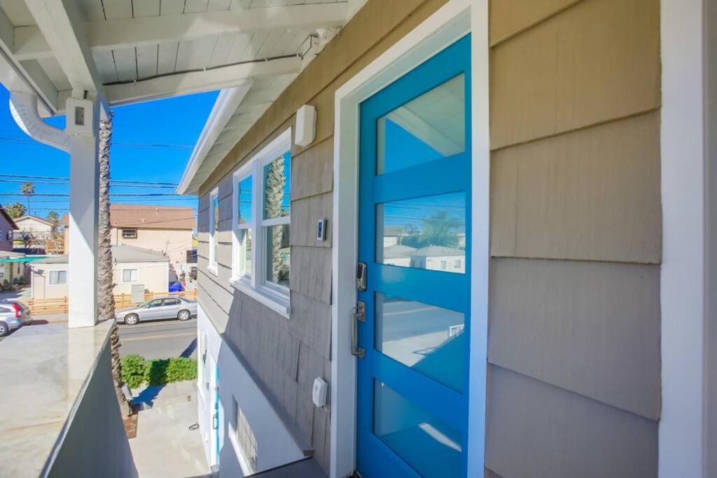 Modern Newly Renovated 2BR Apt in Heart of Ocean Beach view 2