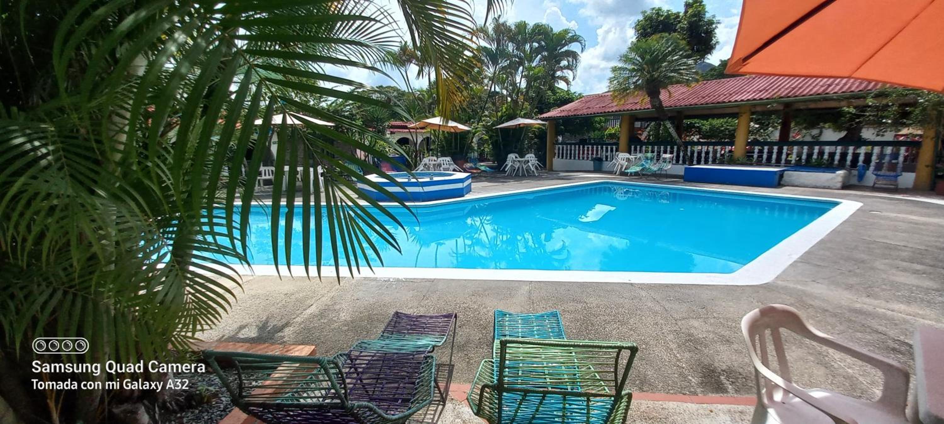 VILLA GLADHYS CASA CAMPESTRE