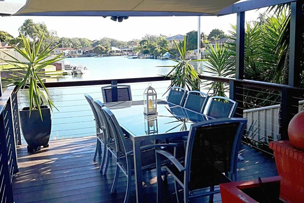 Grand Riviera Forster- waterfront, pool, wharf