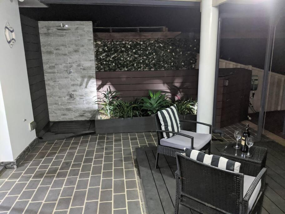 Grand Riviera Forster- waterfront, pool, wharf