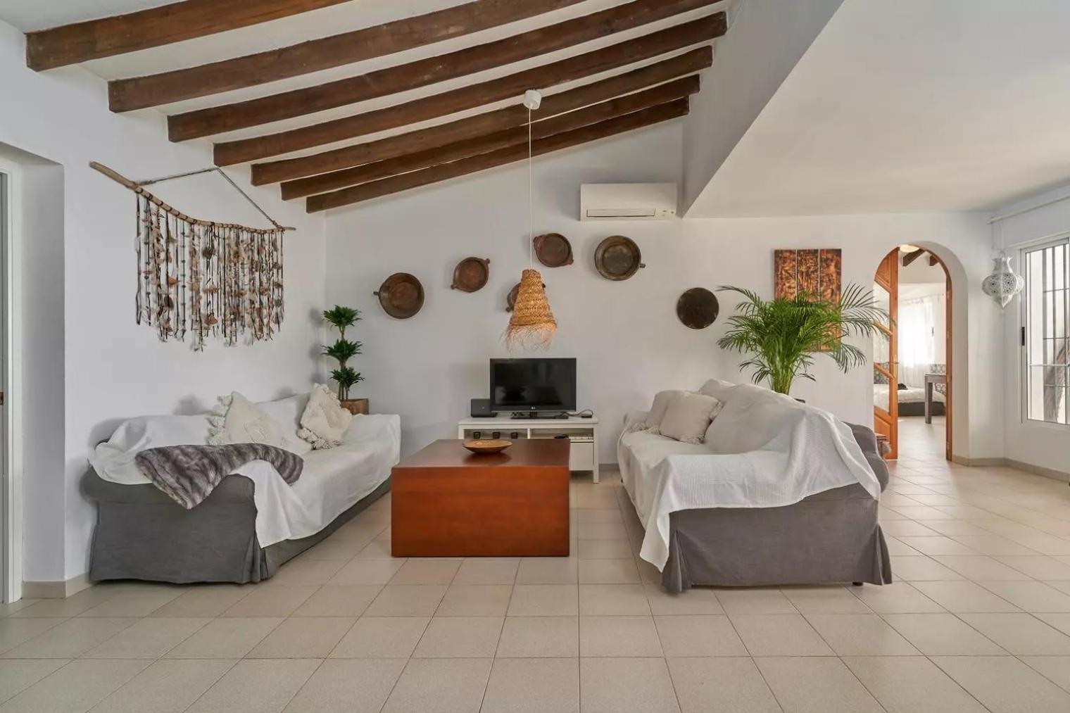 Casa Rural Boas, con vistas impresionantes, Barbacoa en Cómpeta by CostaDelSolEscapes