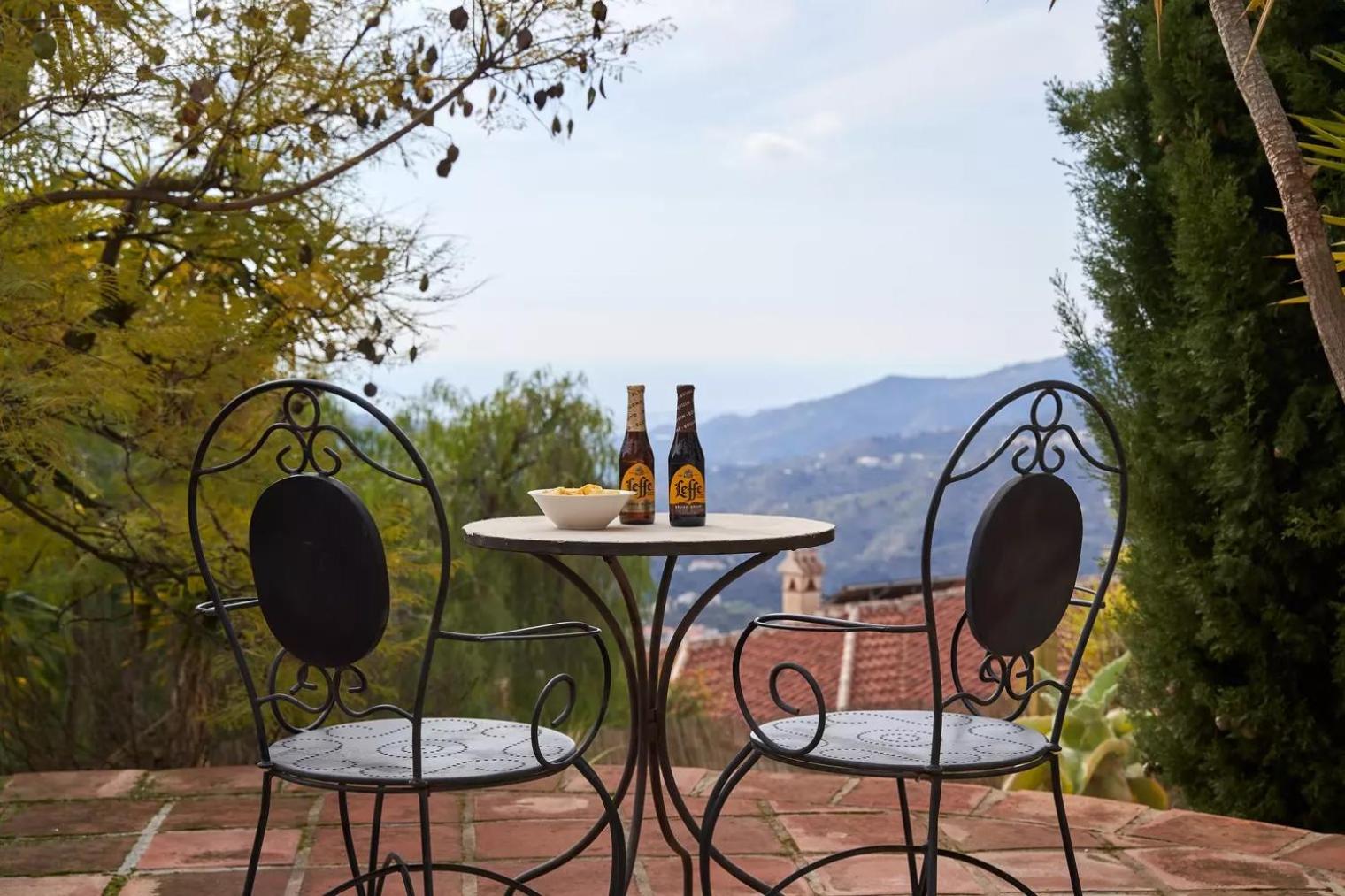 Casa Rural Boas, con vistas impresionantes, Barbacoa en Cómpeta by CostaDelSolEscapes