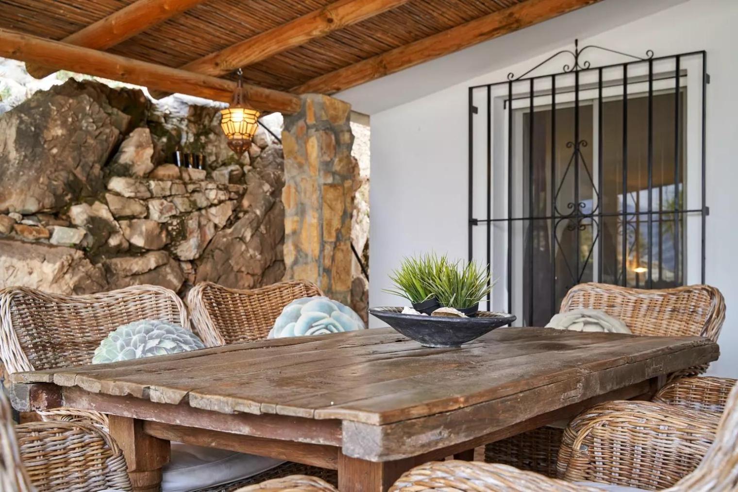 Casa Rural Boas, con vistas impresionantes, Barbacoa en Cómpeta by CostaDelSolEscapes