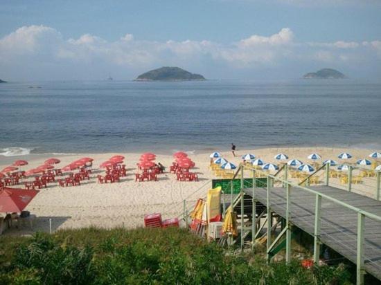 Apart Hotel Alecrim Praia de Camboinhas com Marina pe na areia