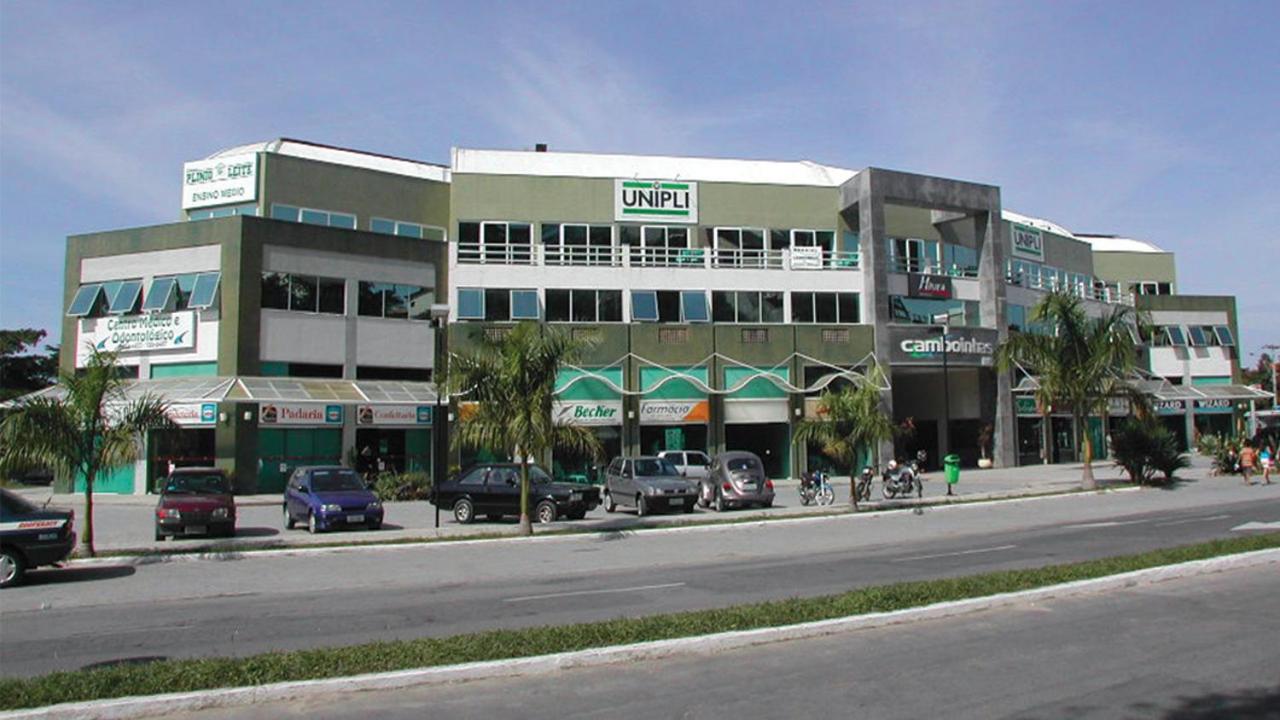 Apart Hotel Alecrim Praia de Camboinhas com Marina pe na areia