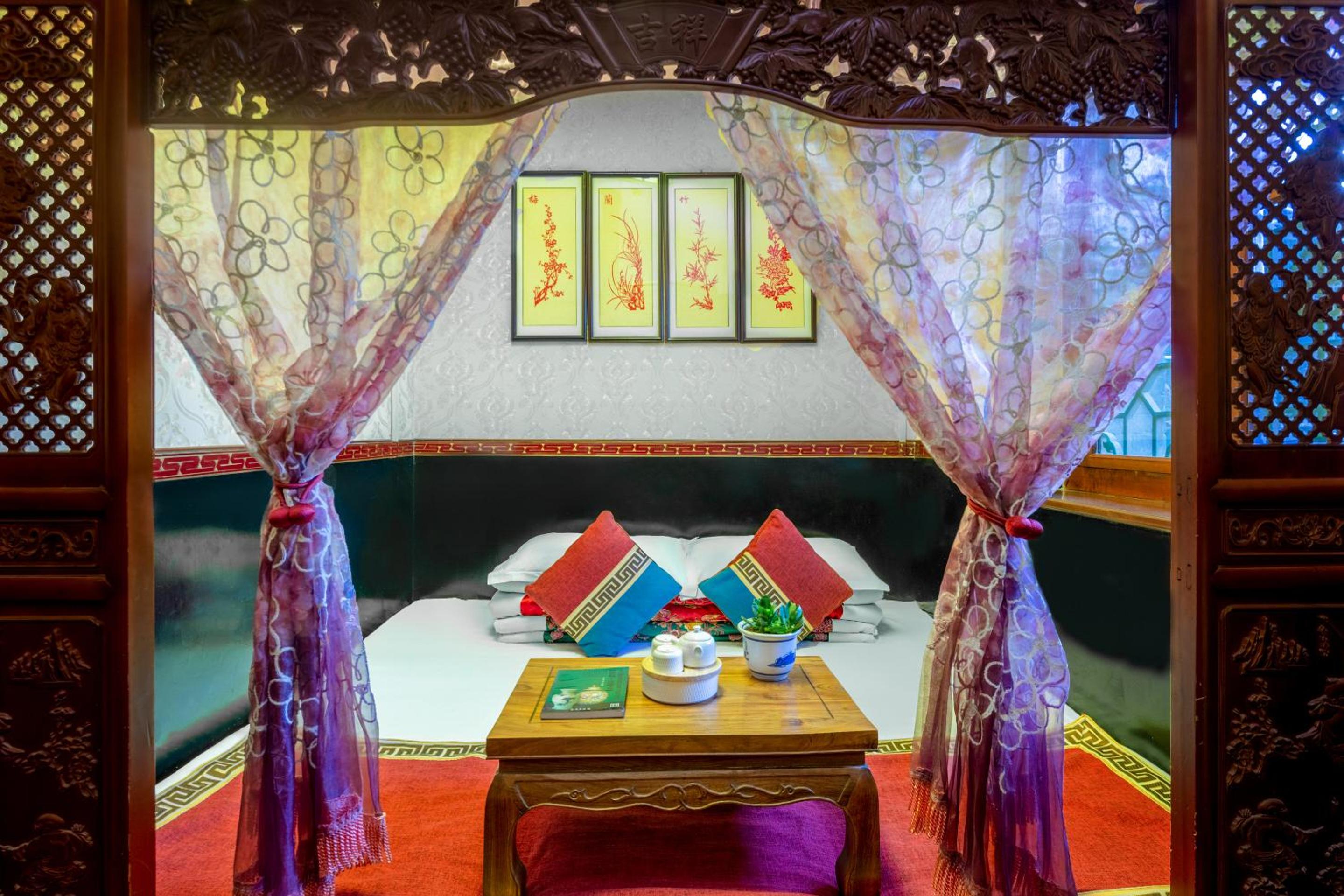 Pingyao Baichanghong Inn