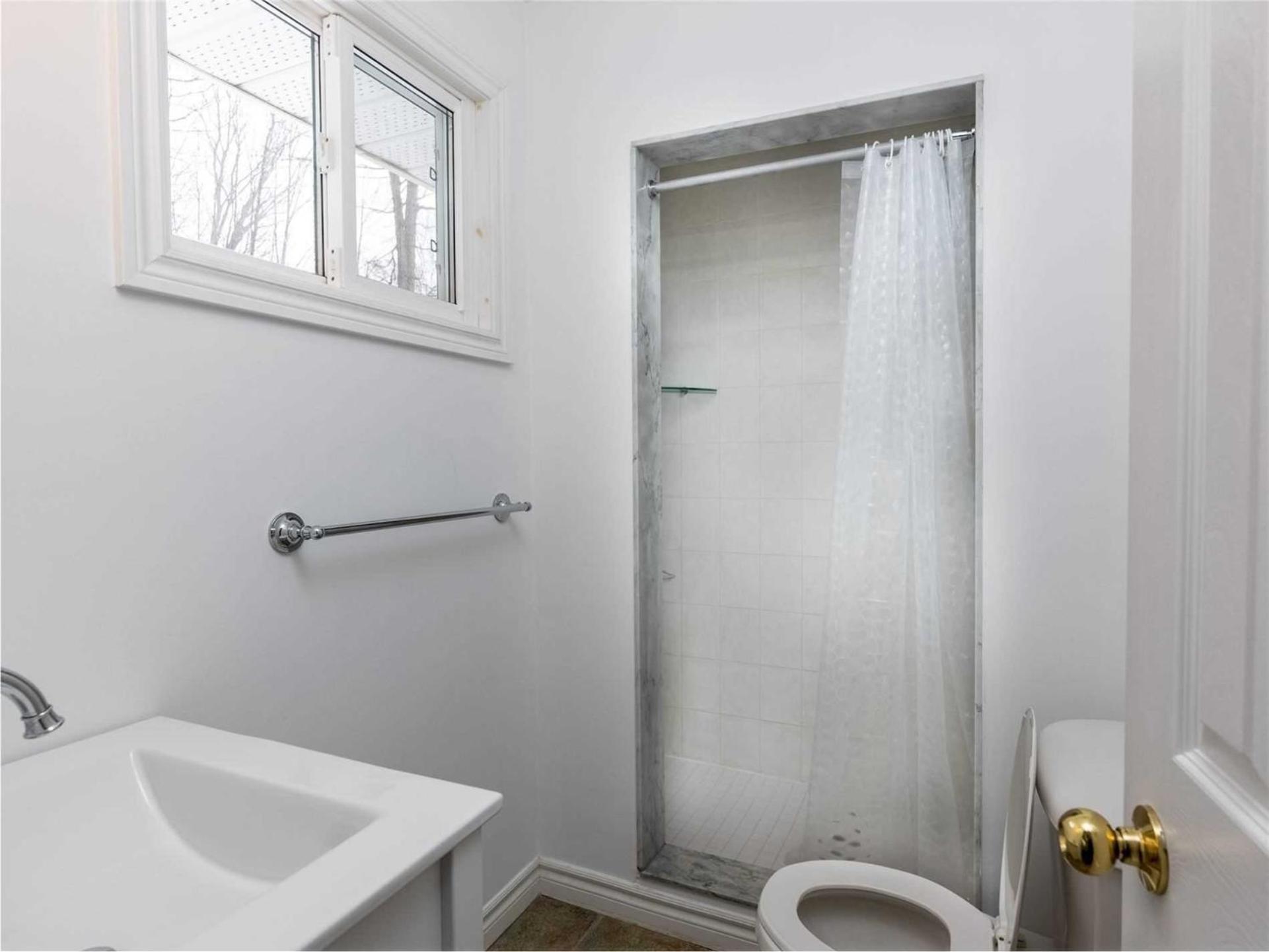 Cozy Escape, Kawarthas Cottage With Sauna