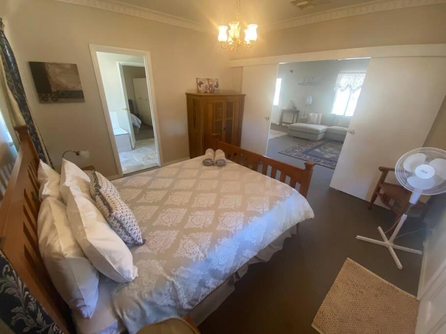 Daisy Cottage located on Buckland Estate