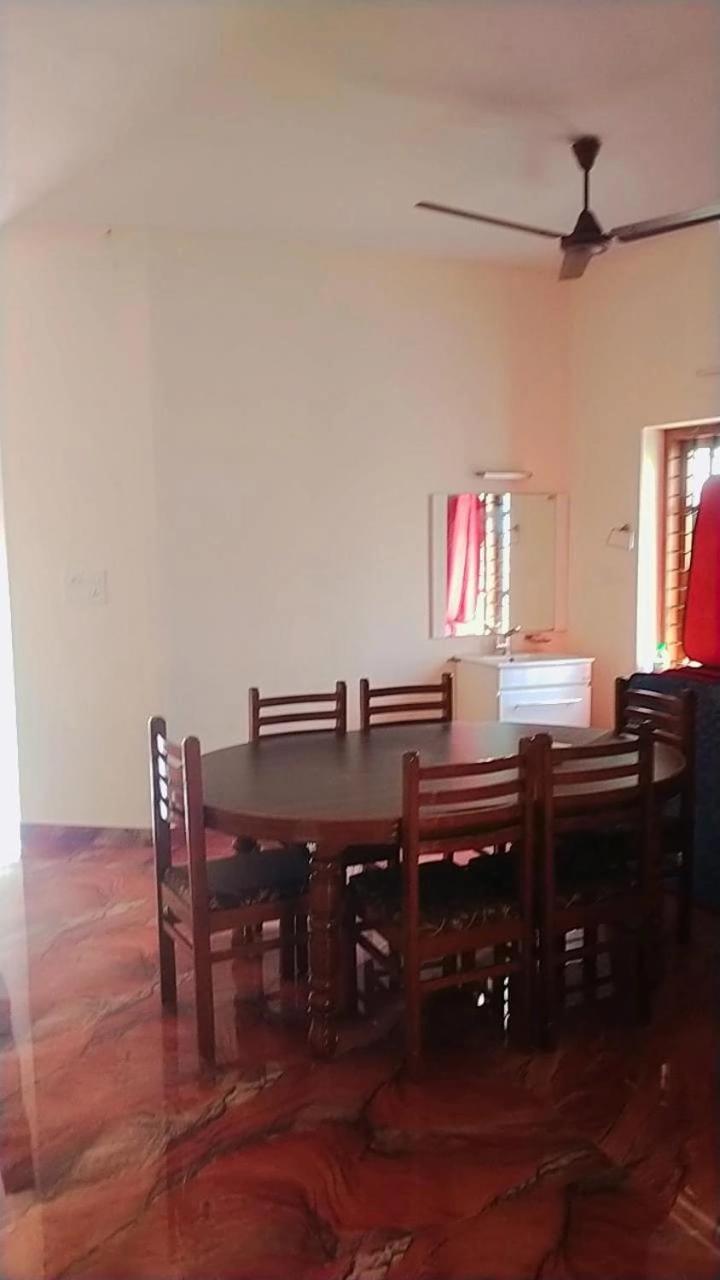 Texas guest house 4 bed Rooms view 5