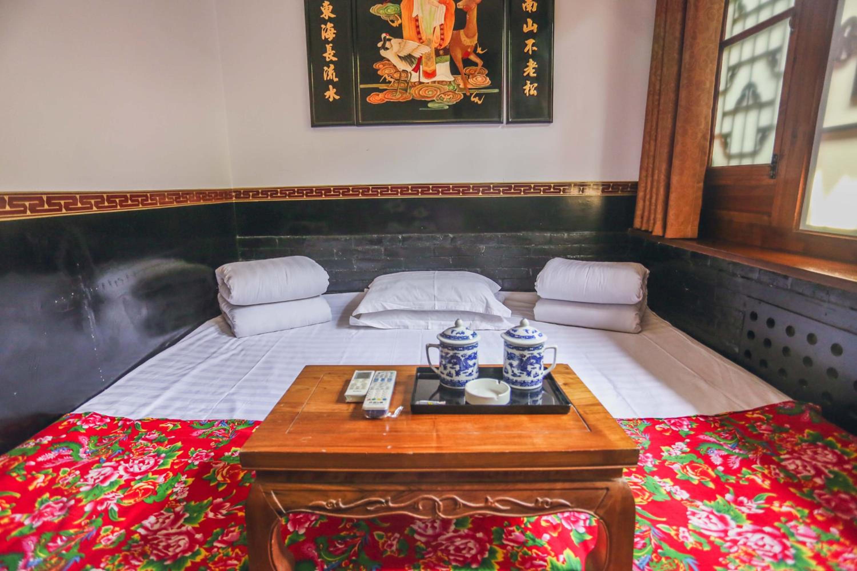 Pingyao Baichanghong Inn