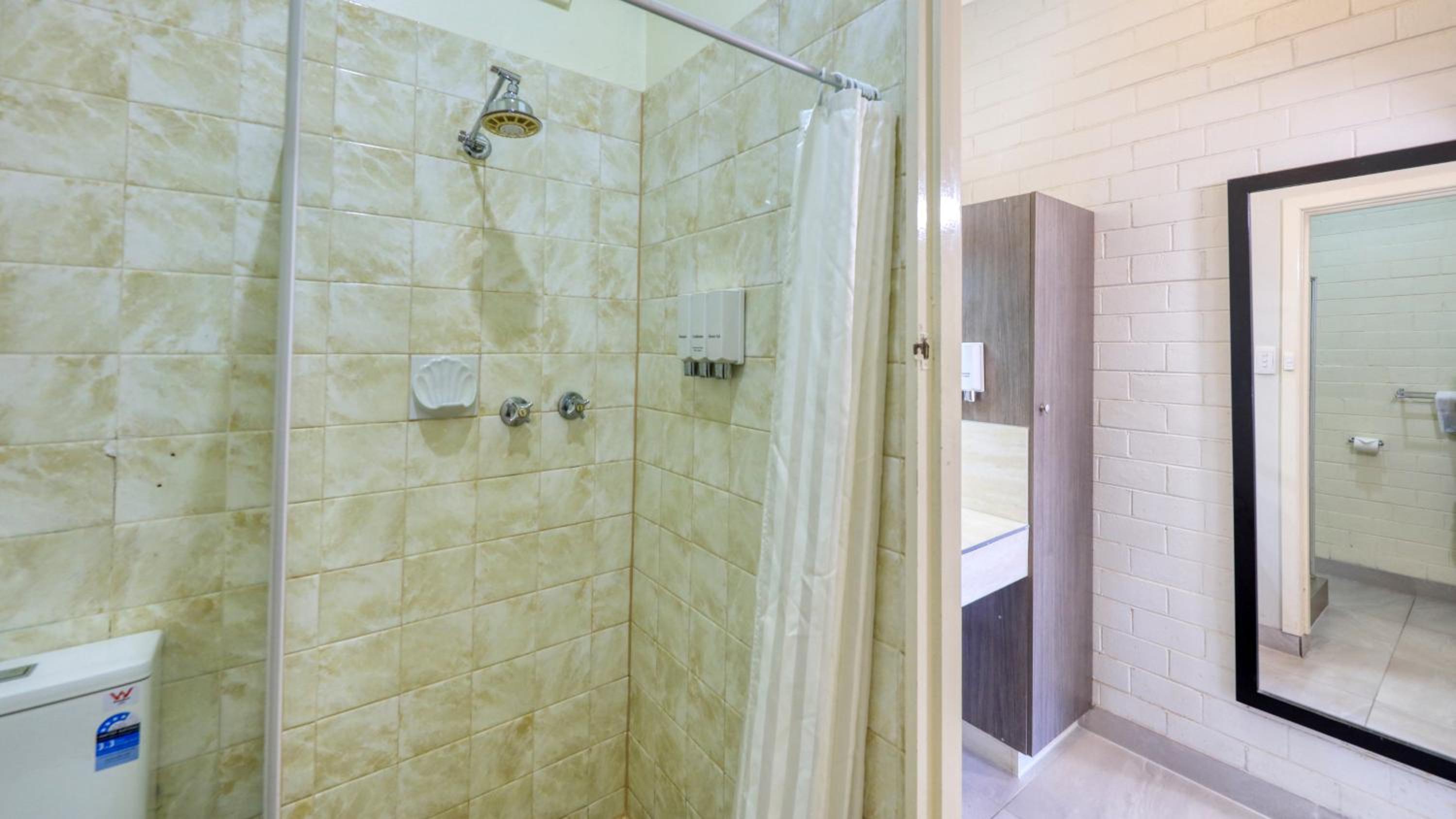 Rose City Motor Inn