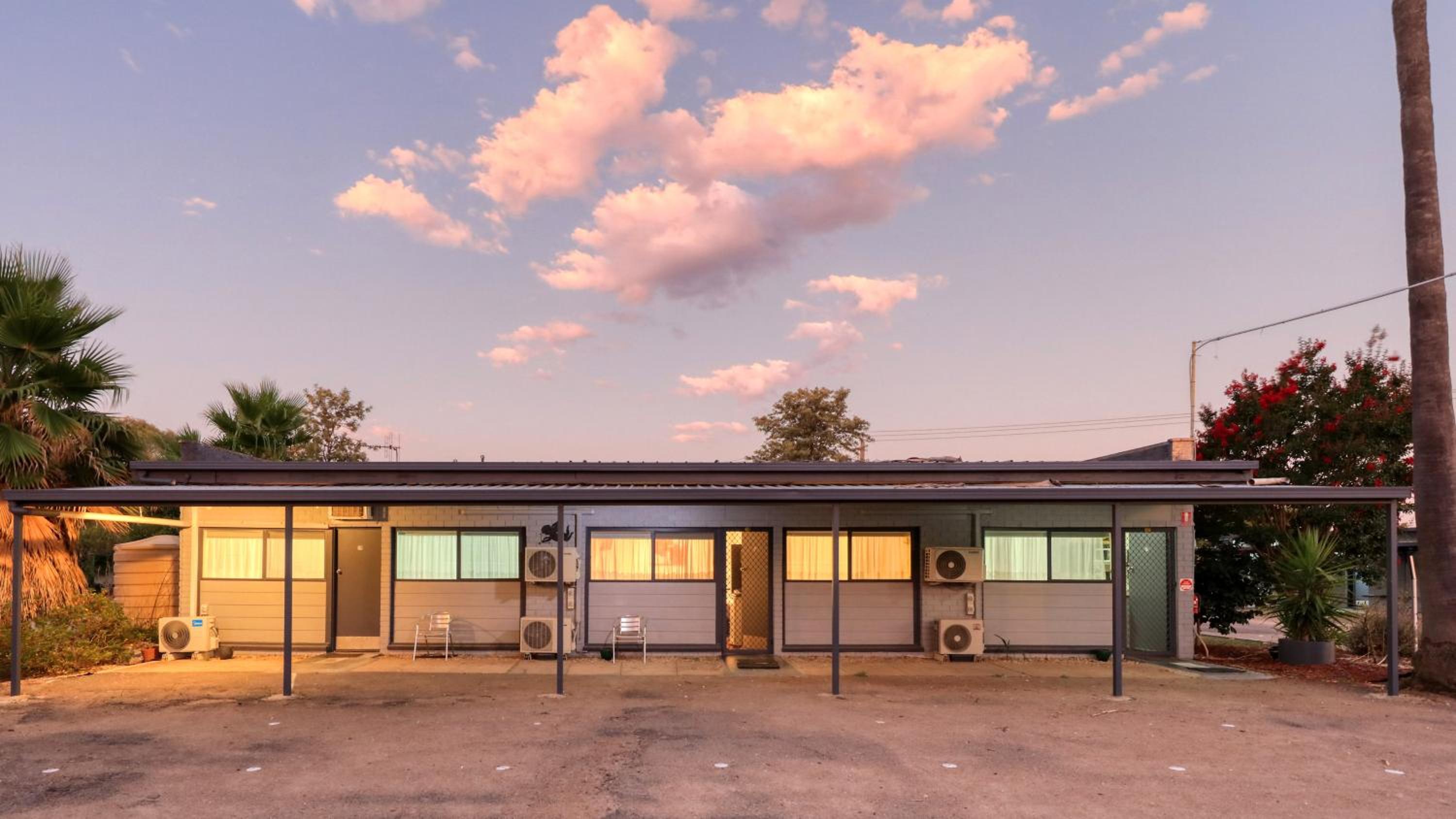 Rose City Motor Inn