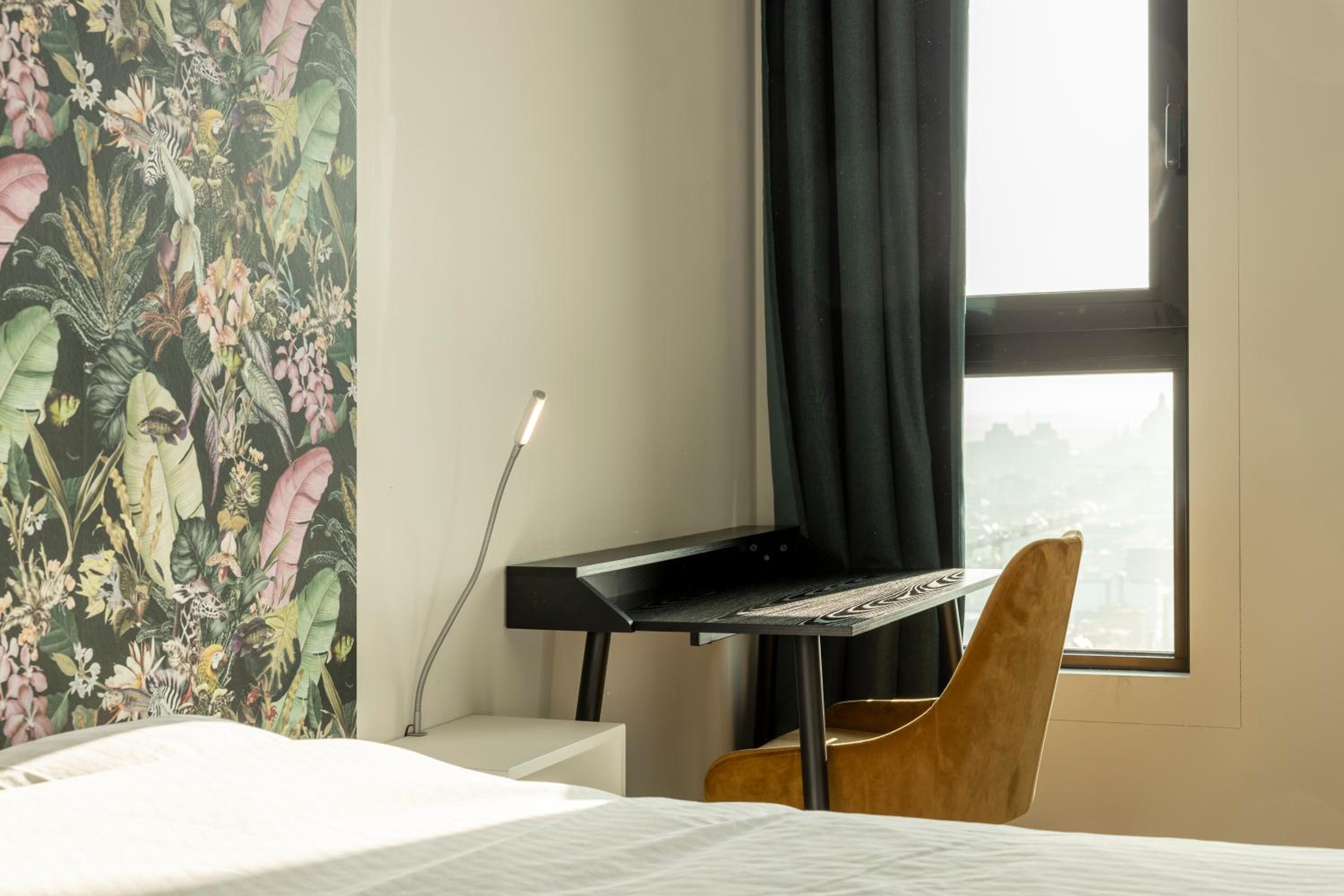 UNIEK appartement - mooiste en hoogste uitzicht op Antwerpen! - incl gratis parking