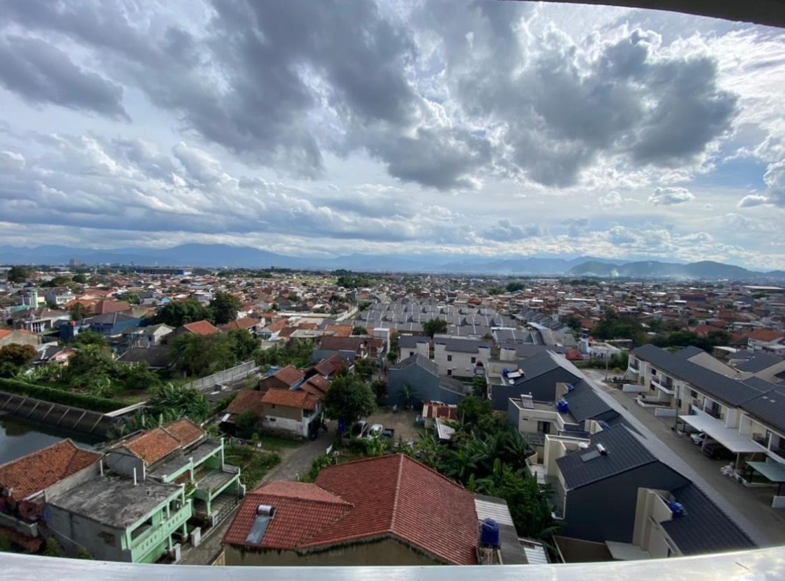 Daymentroom Apartemen R711 2 BR Pasteur Bandung view 2