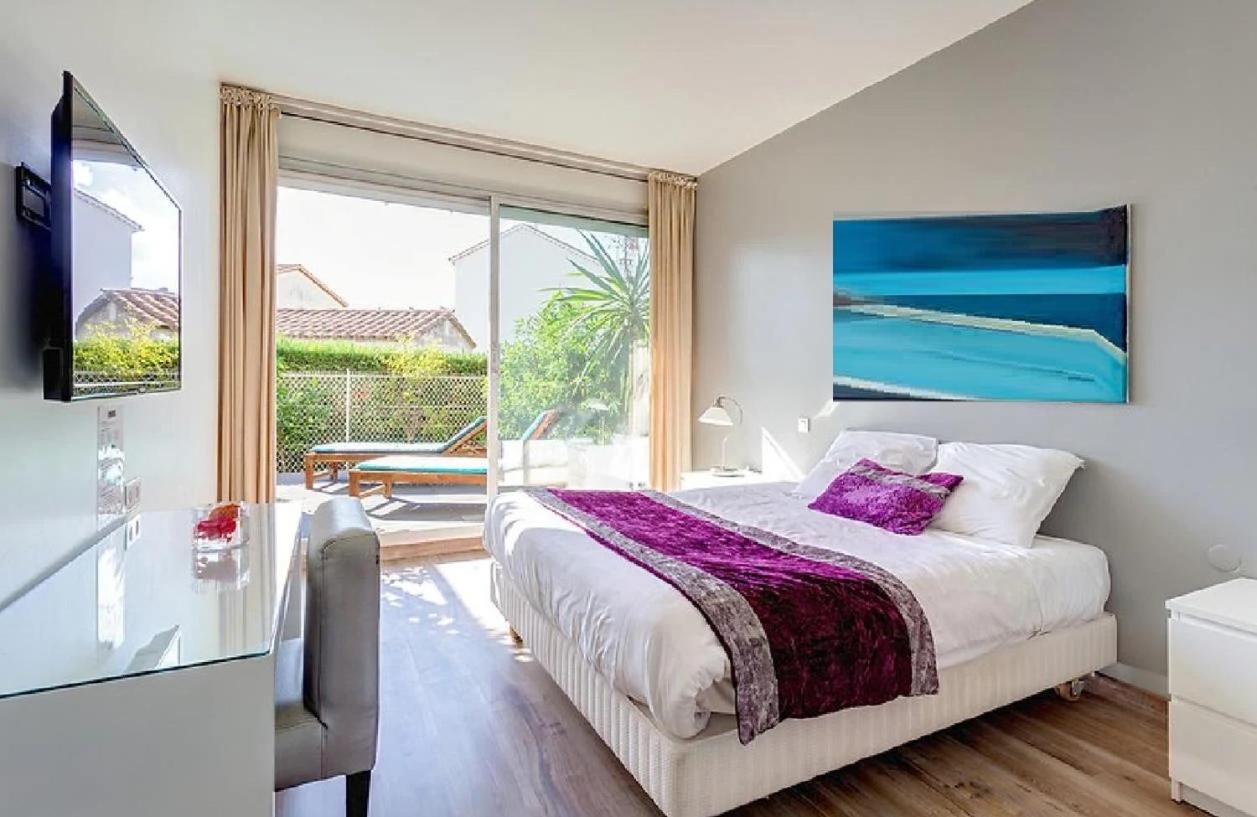 Frejus Vacations - Hotel Sable Et Soleil - Port, Plage et spa - Property Image 1