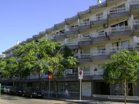 Salou piso familiar, terraza, piscina view 3