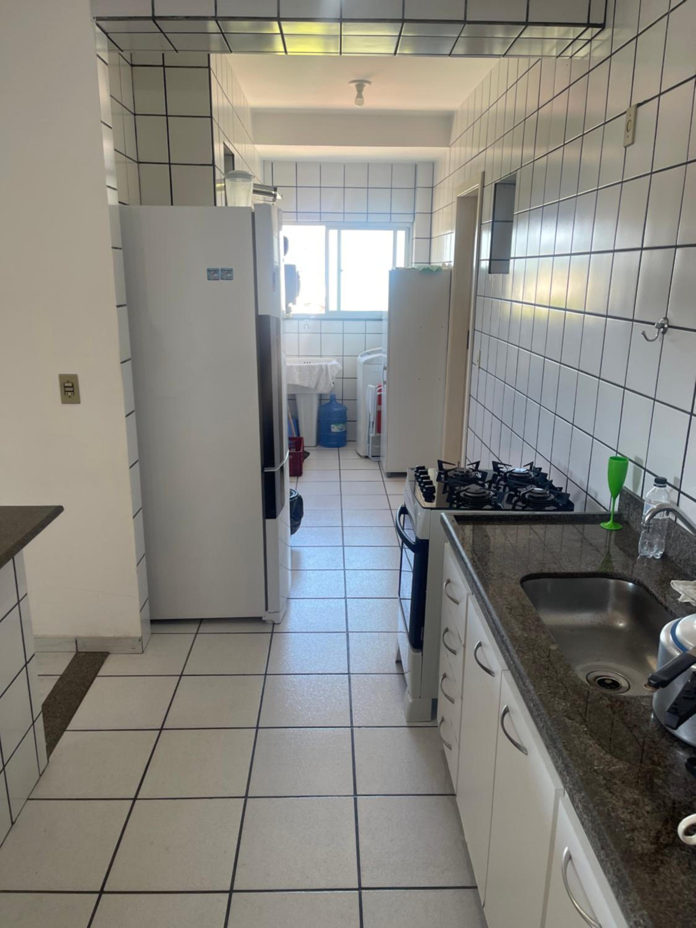 Apartamento Guarapari pé na areia com Wi-Fi e Garagem