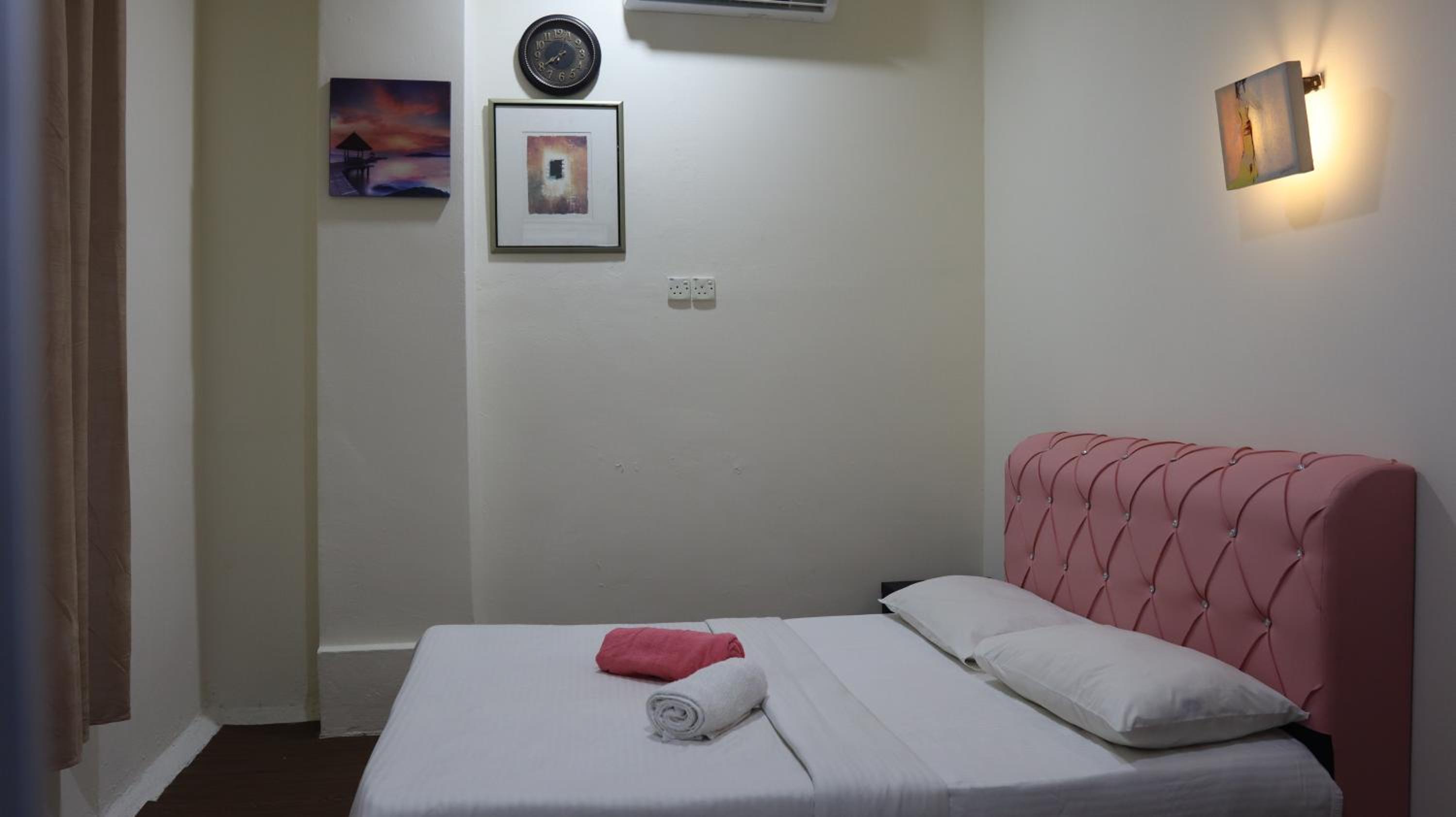 The Explorers Guesthouse and Hostel
