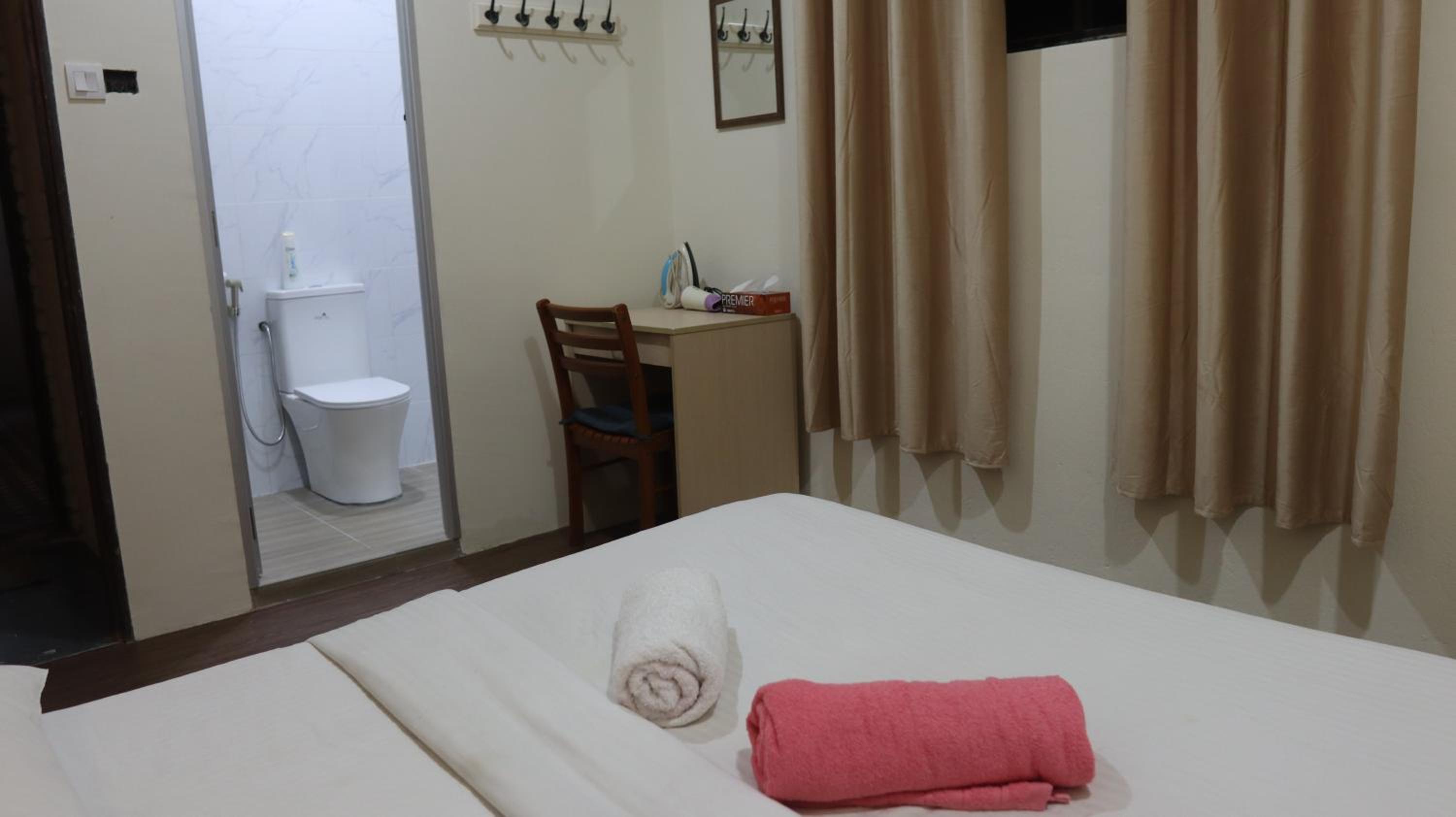 The Explorers Guesthouse and Hostel