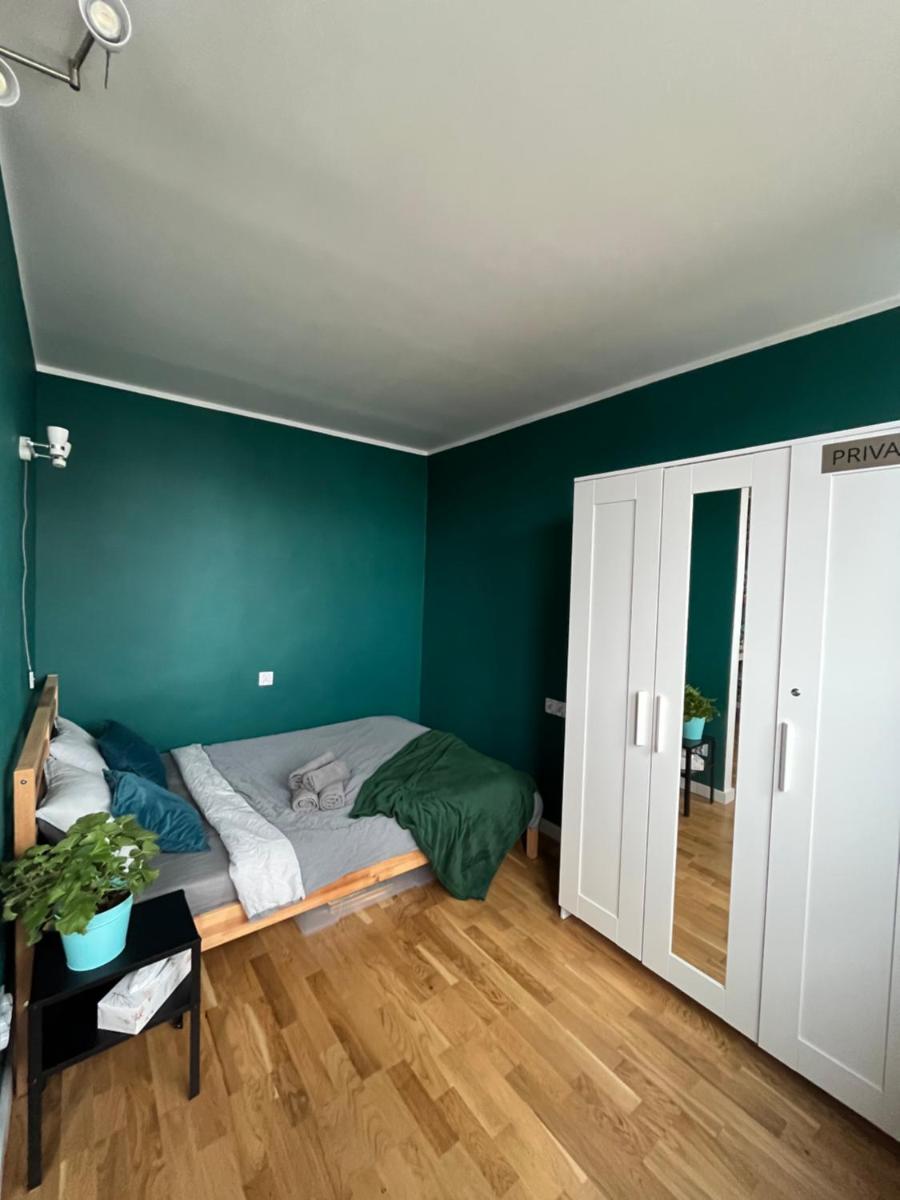 Green studio in the city center of Wroclaw view 4
