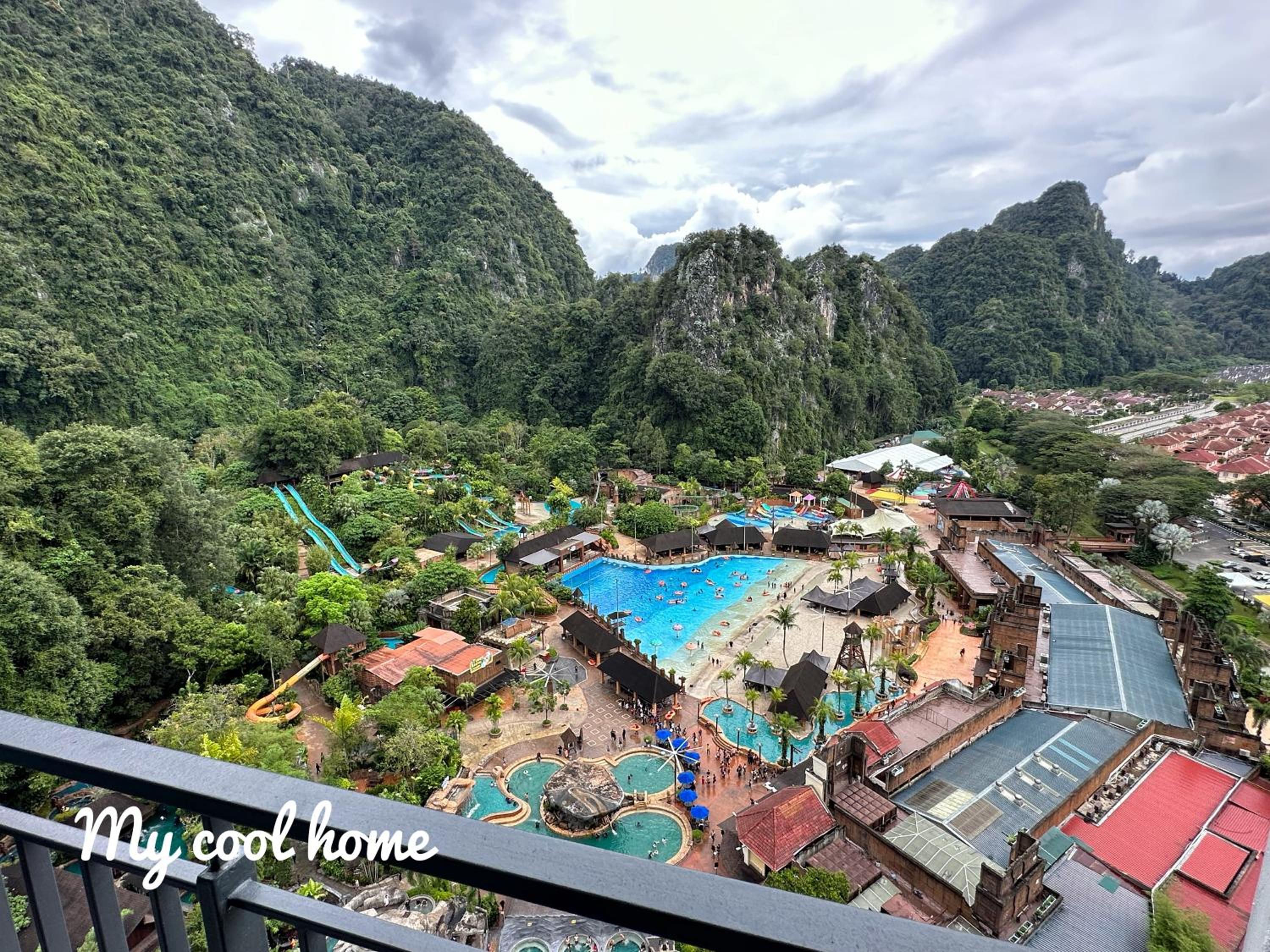 Sunway Onsen Hotsprings with Theme Park View, Sunway Lost World photo 6