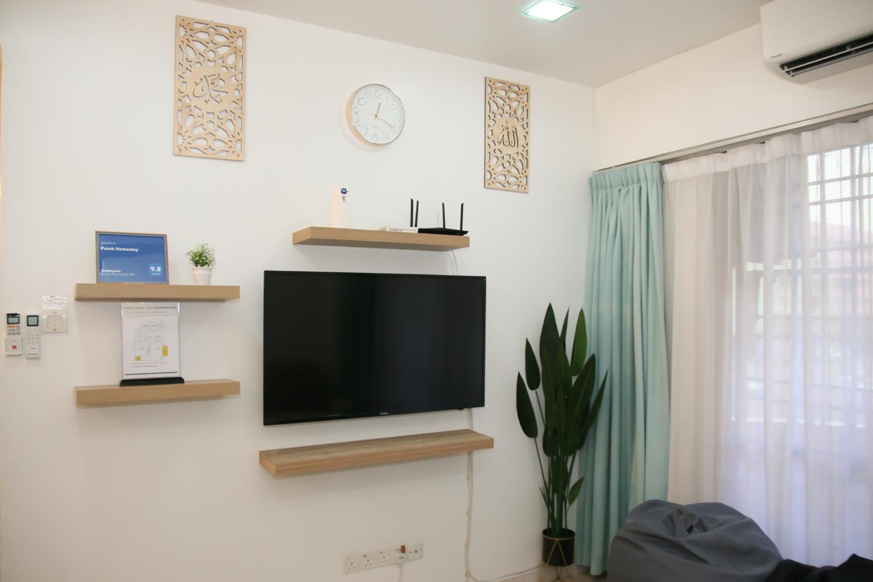 Puteh Homestay photo 6