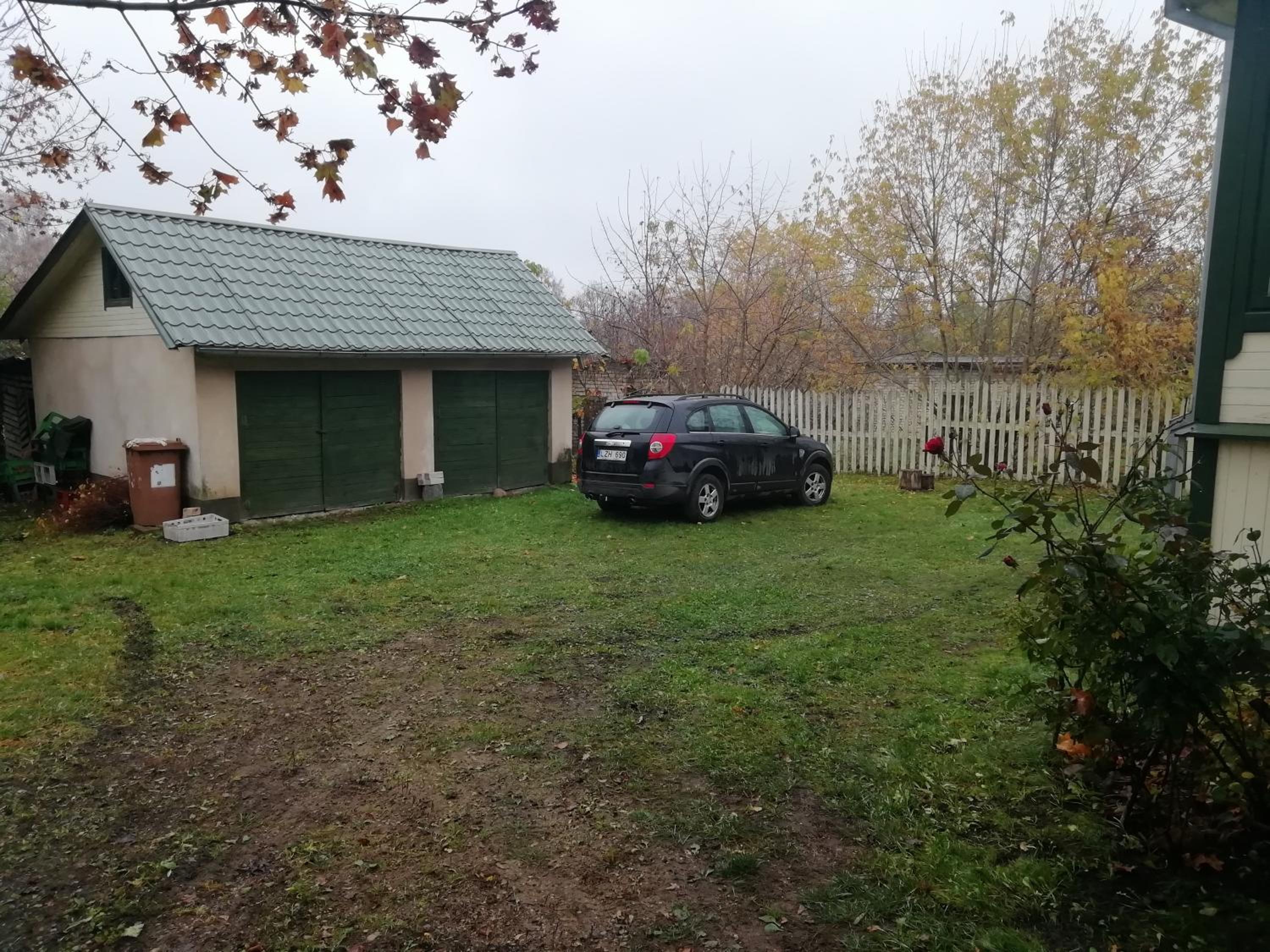 Photo 9