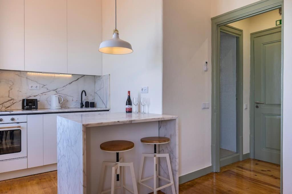 Monte Estoril Train Station - Seaside Apartment view 4