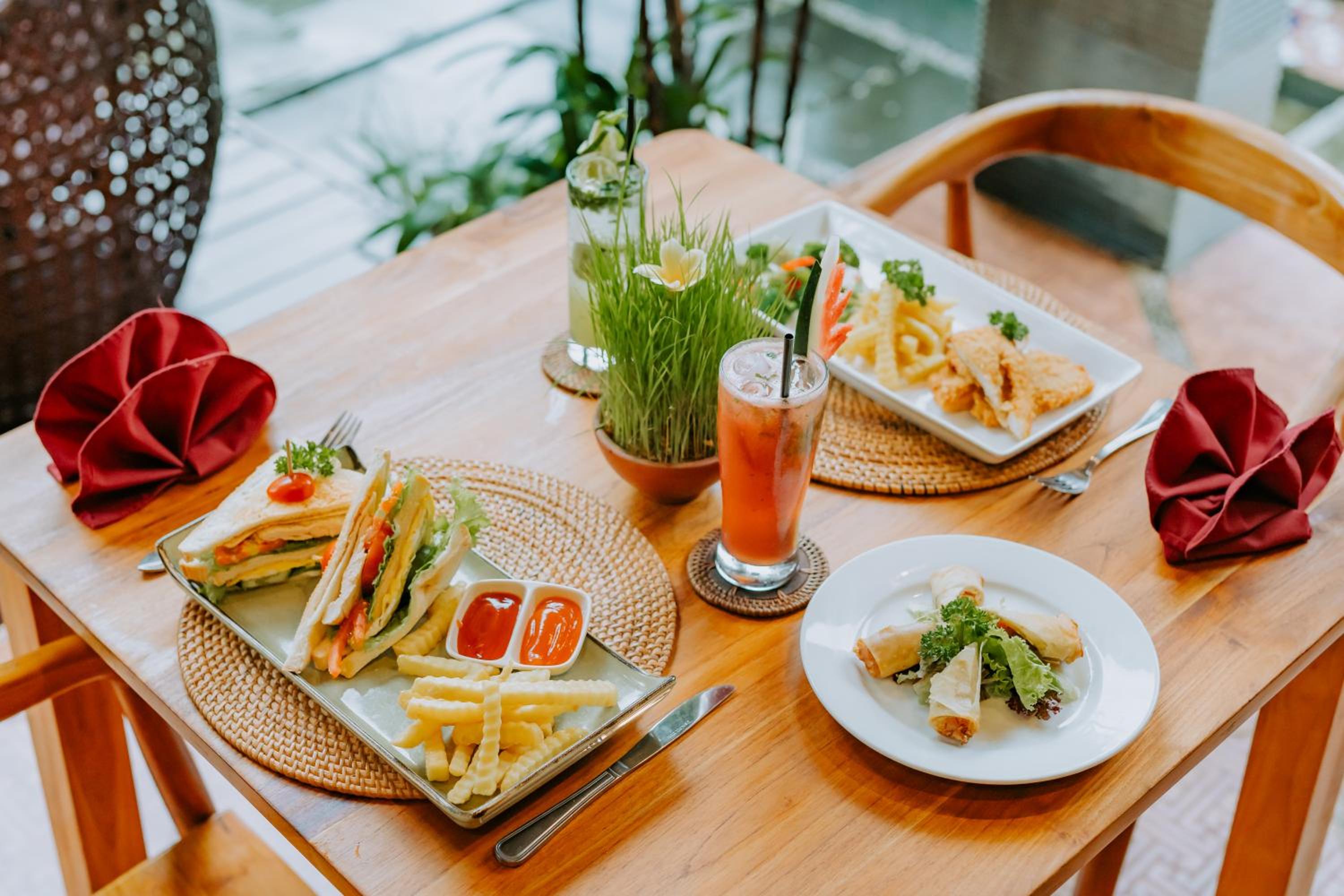 dining
