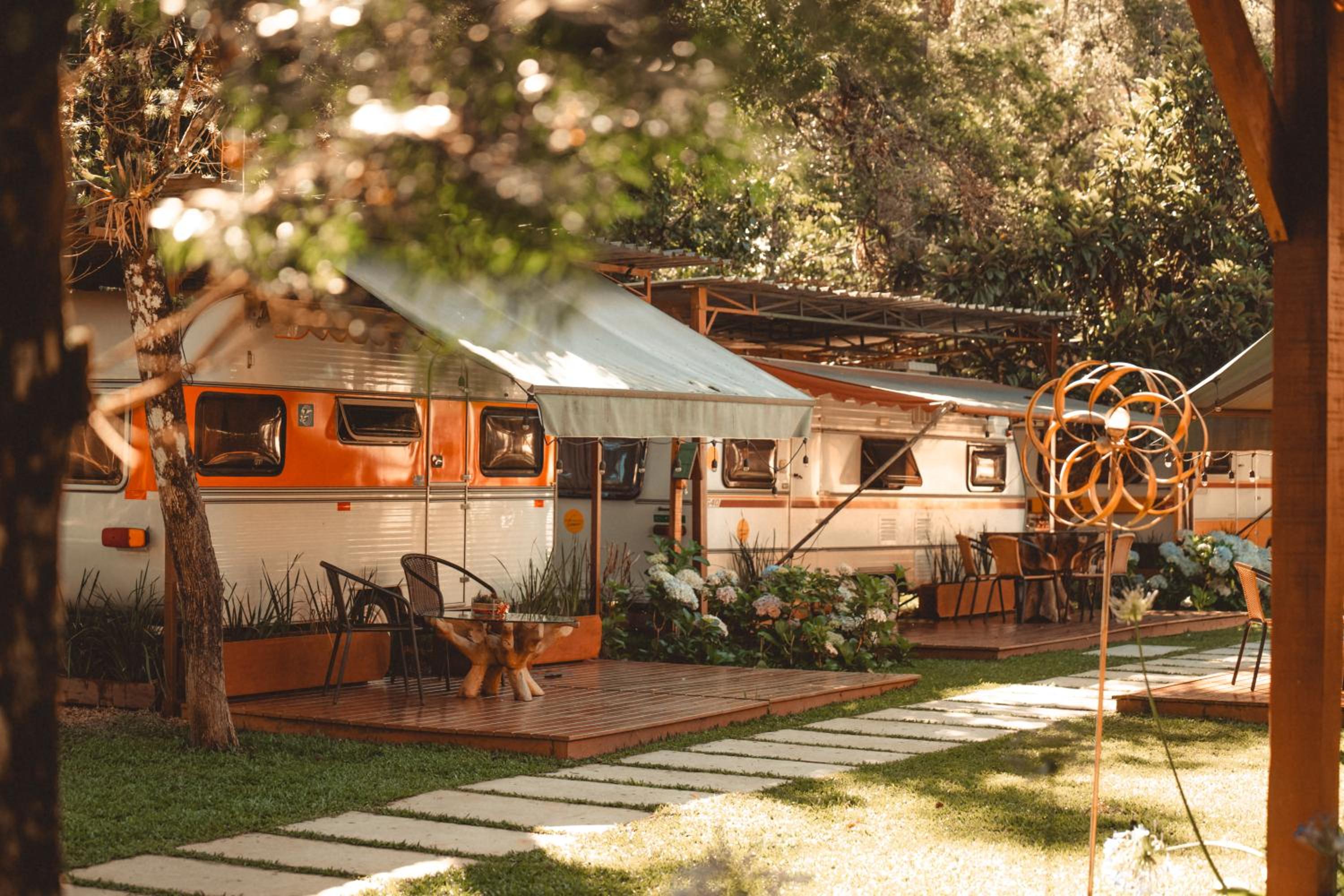 La Brume Trailers