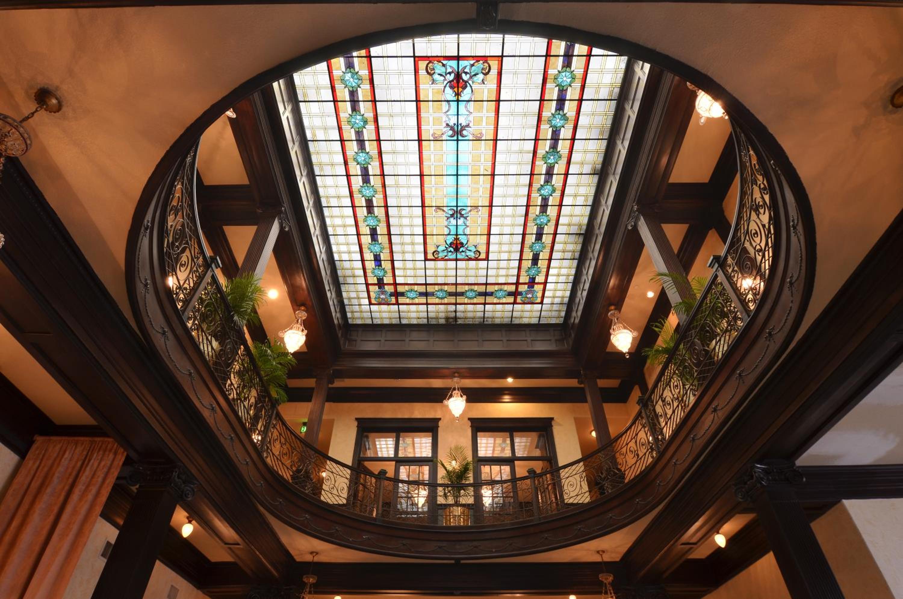 Baker City Vacations - Geiser Grand Hotel - Property Image 39