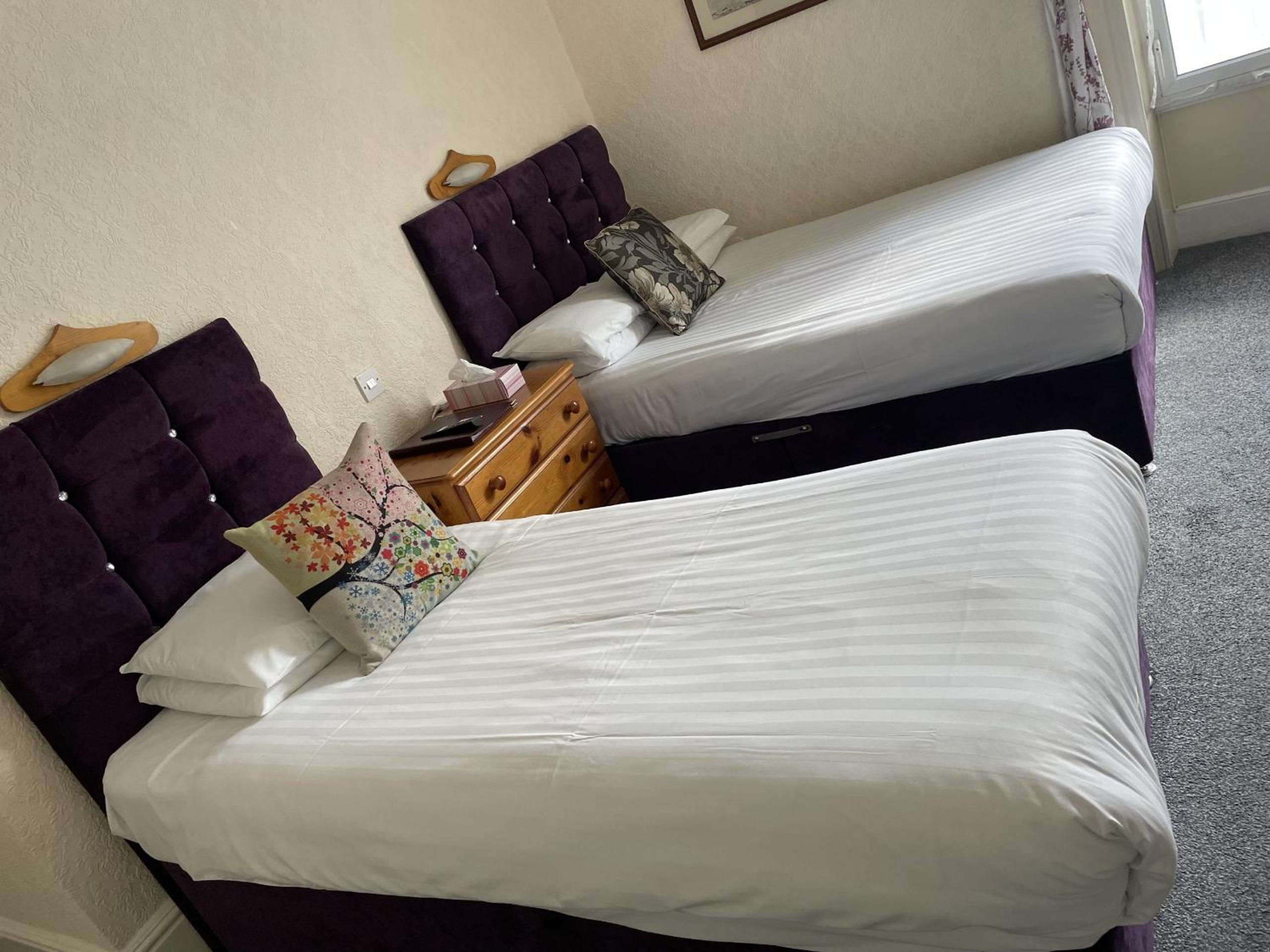 Diamonds Inn Ltd